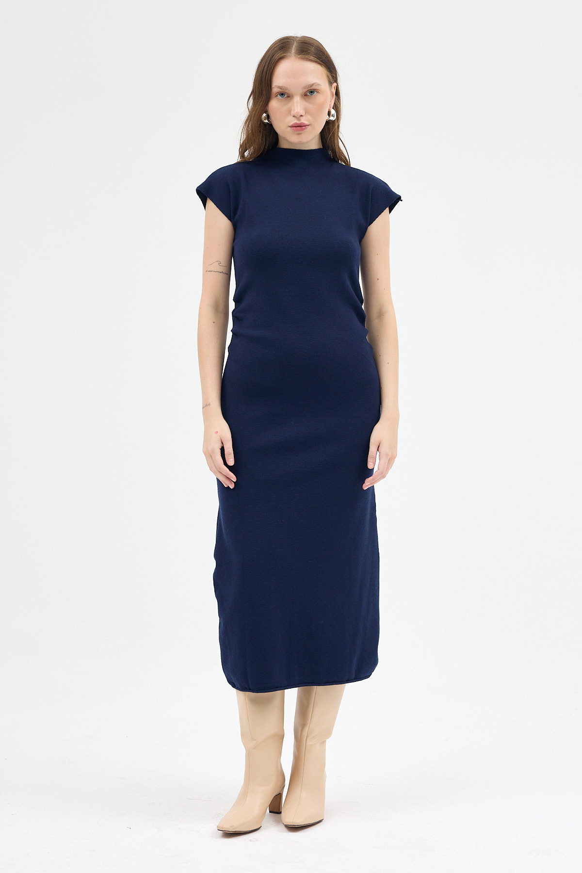 Laci Büzgü Detaylı Triko Midi Elbise 2317 - 2