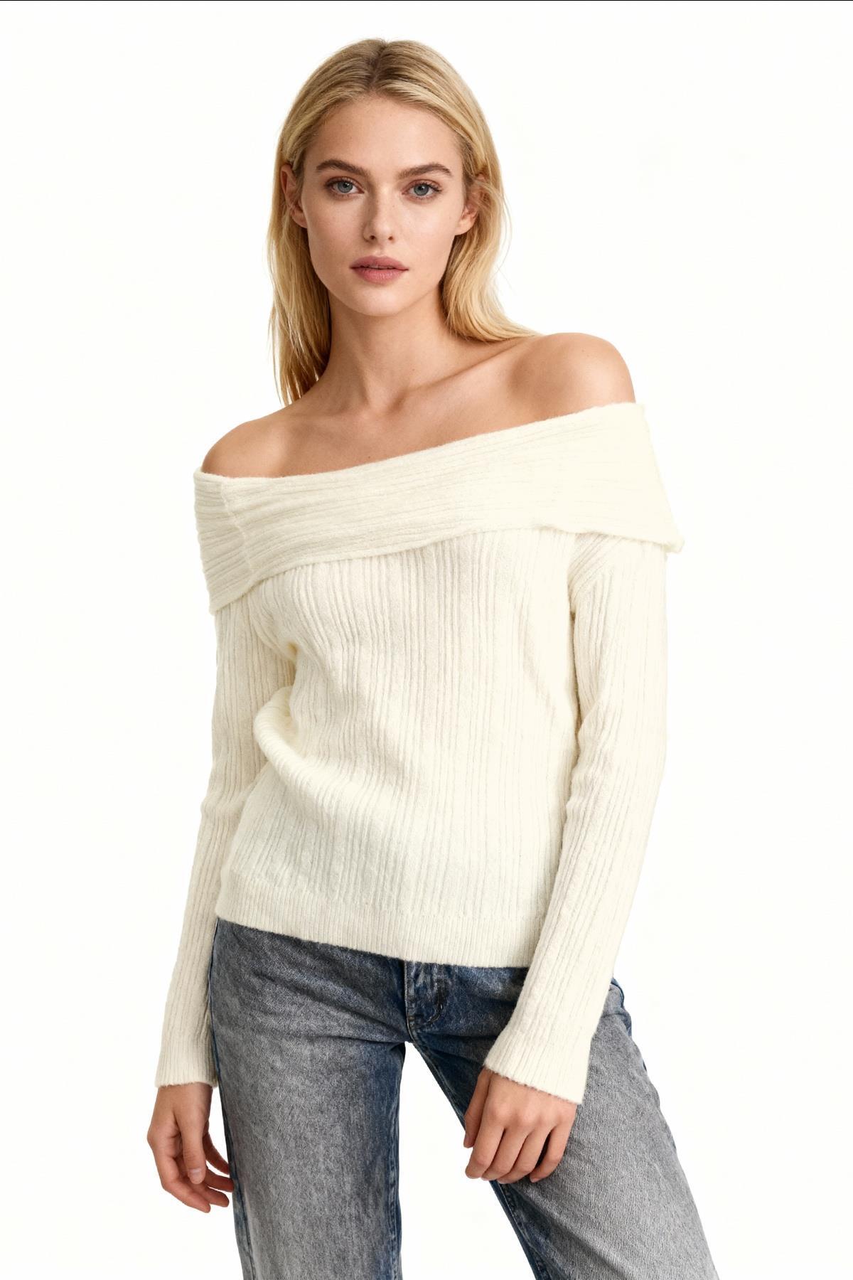 2324 Kayık Yaka Uzun Kol Kazak Ekru - 1