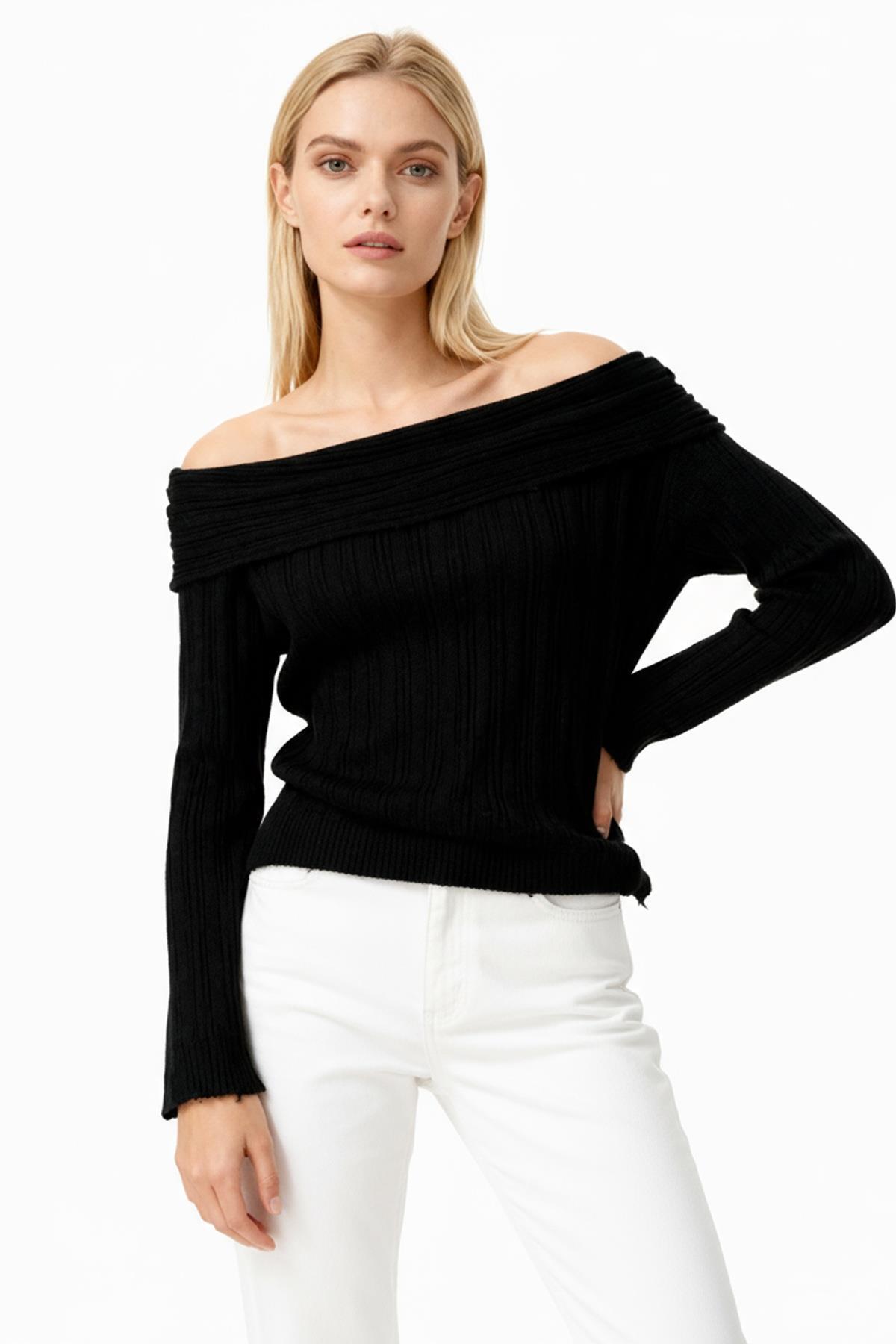 2324 Kayık Yaka Uzun Kol Kazak Siyah - RAYS