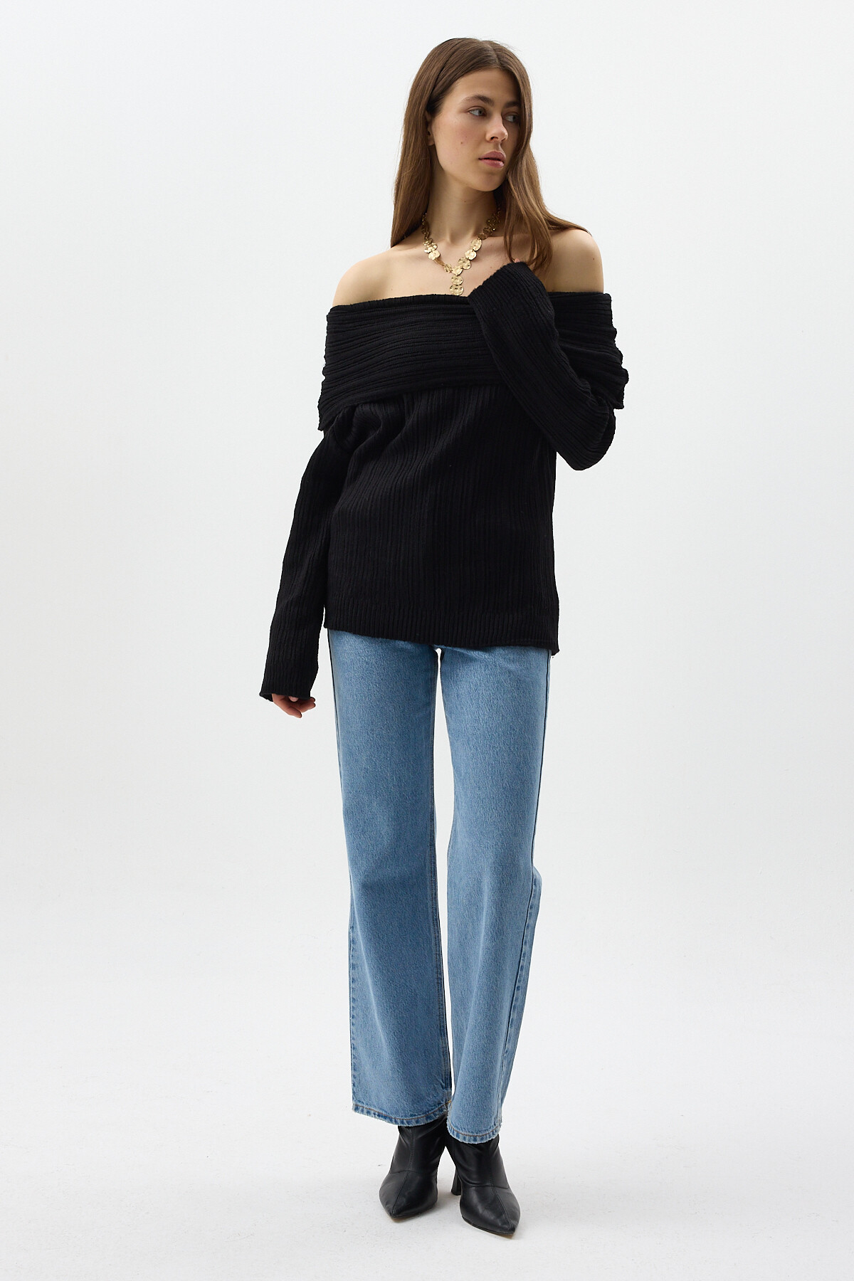 Siyah Fitilli Kayık Yaka Kadın Kazak 2324 - 3