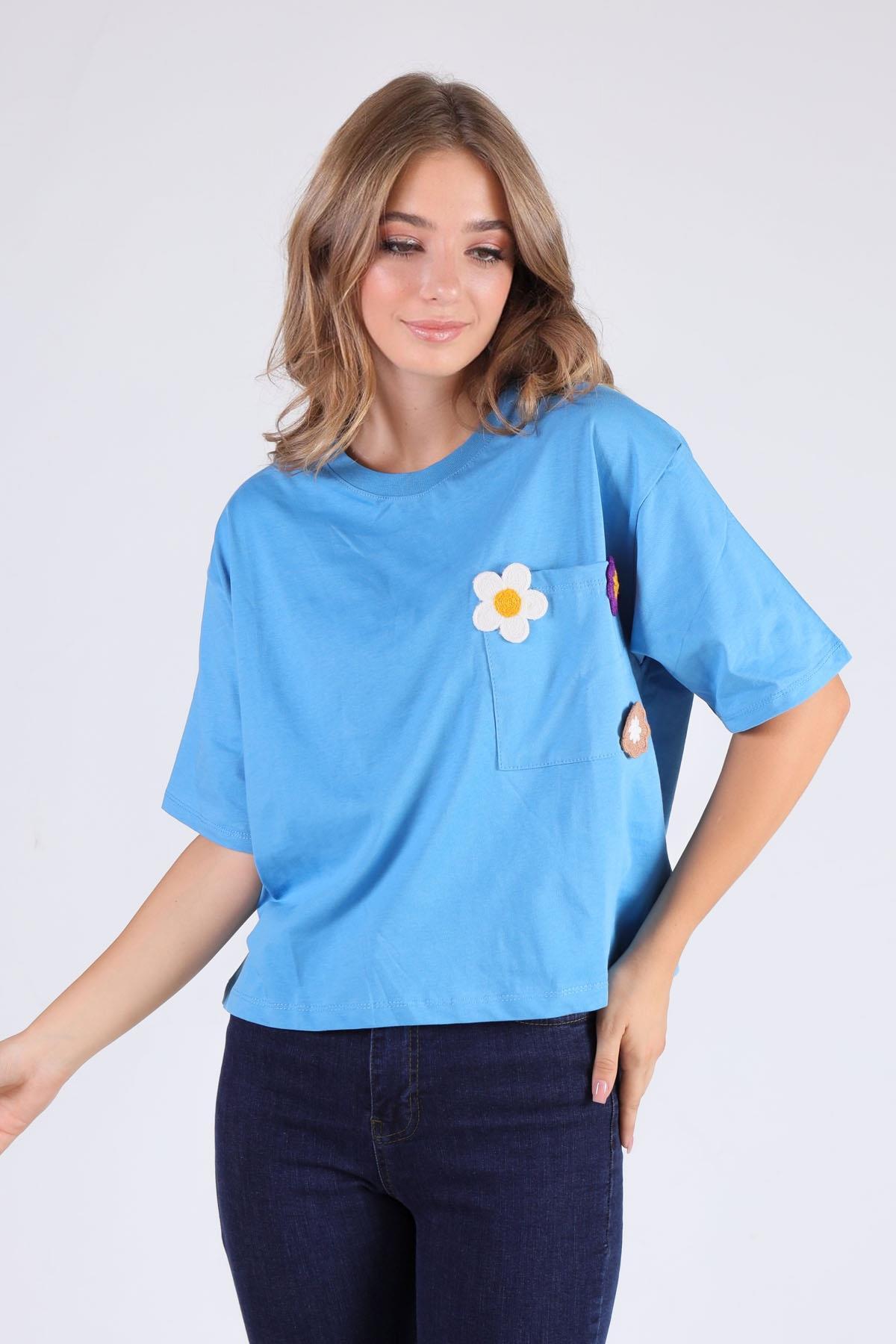 Mavi Cep Papatya Detaylı Tişört 23304 - 5
