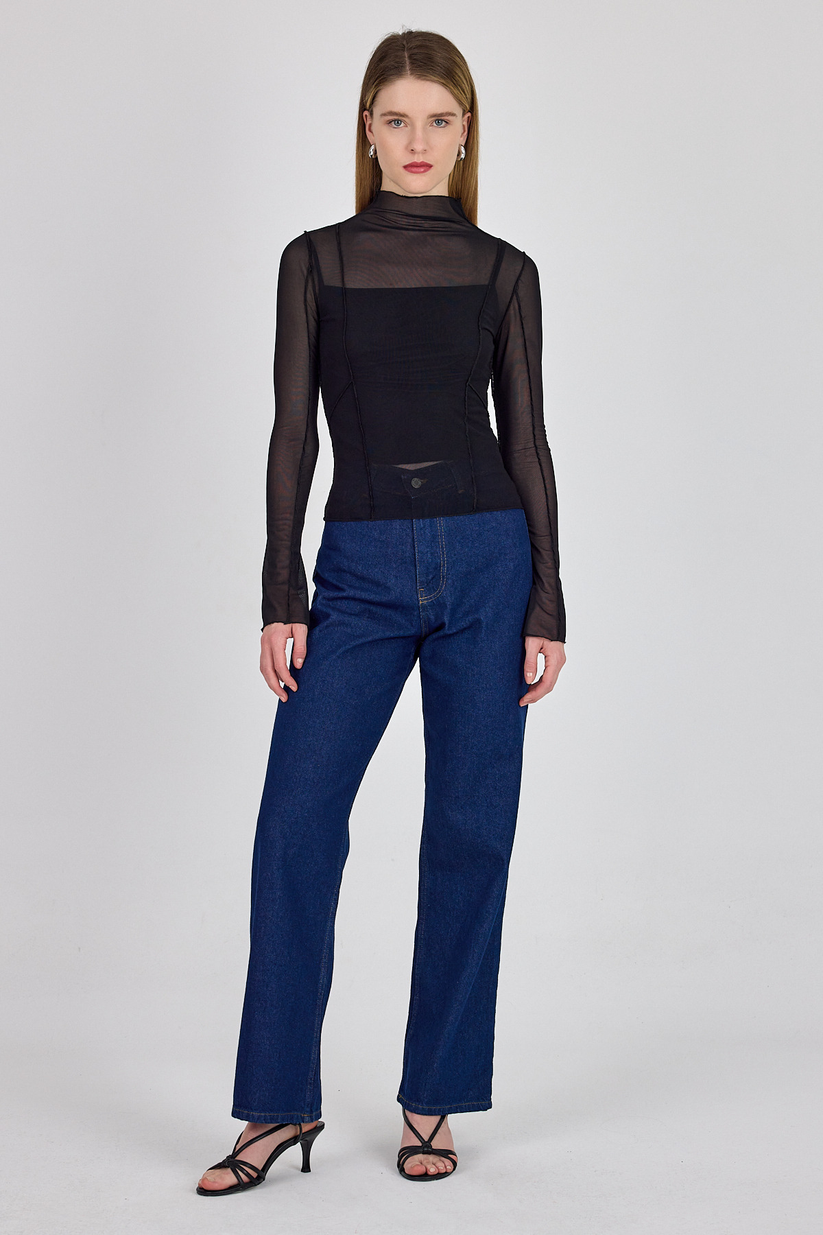 Siyah Dikiş Detaylı Uzun Kollu Tül Bluz 233163 - RAYS