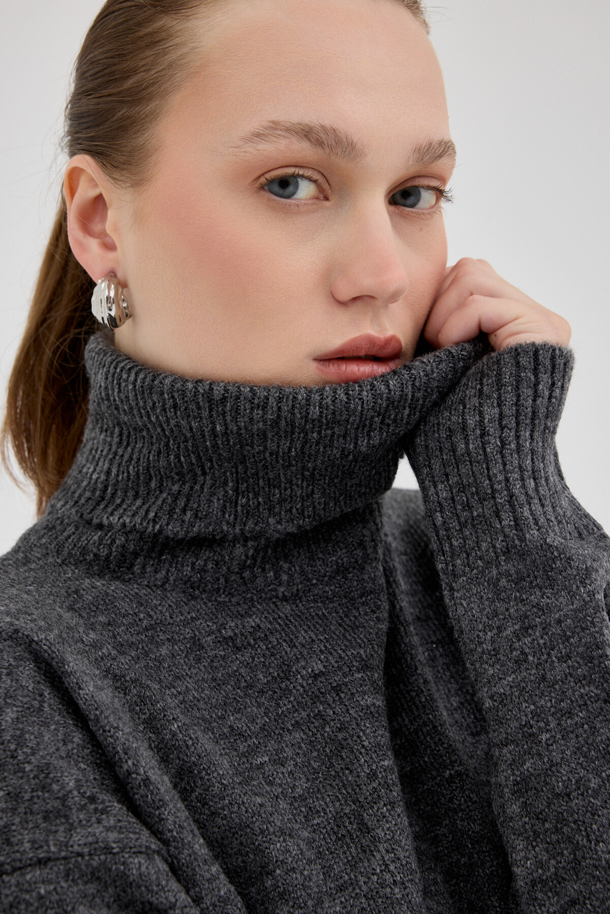 Antrasit Boğazlı Triko Kazak ve Pileli Mini Etek İkili Takım 2361 - 4