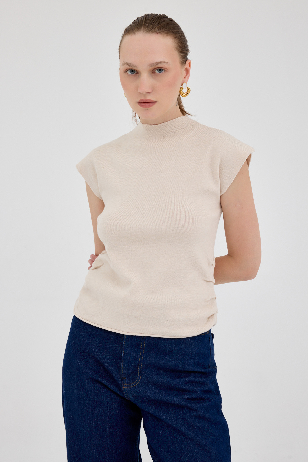 Ekru Drapeli Yüksek Yaka Uzun Kollu Bluz 2379 - 7