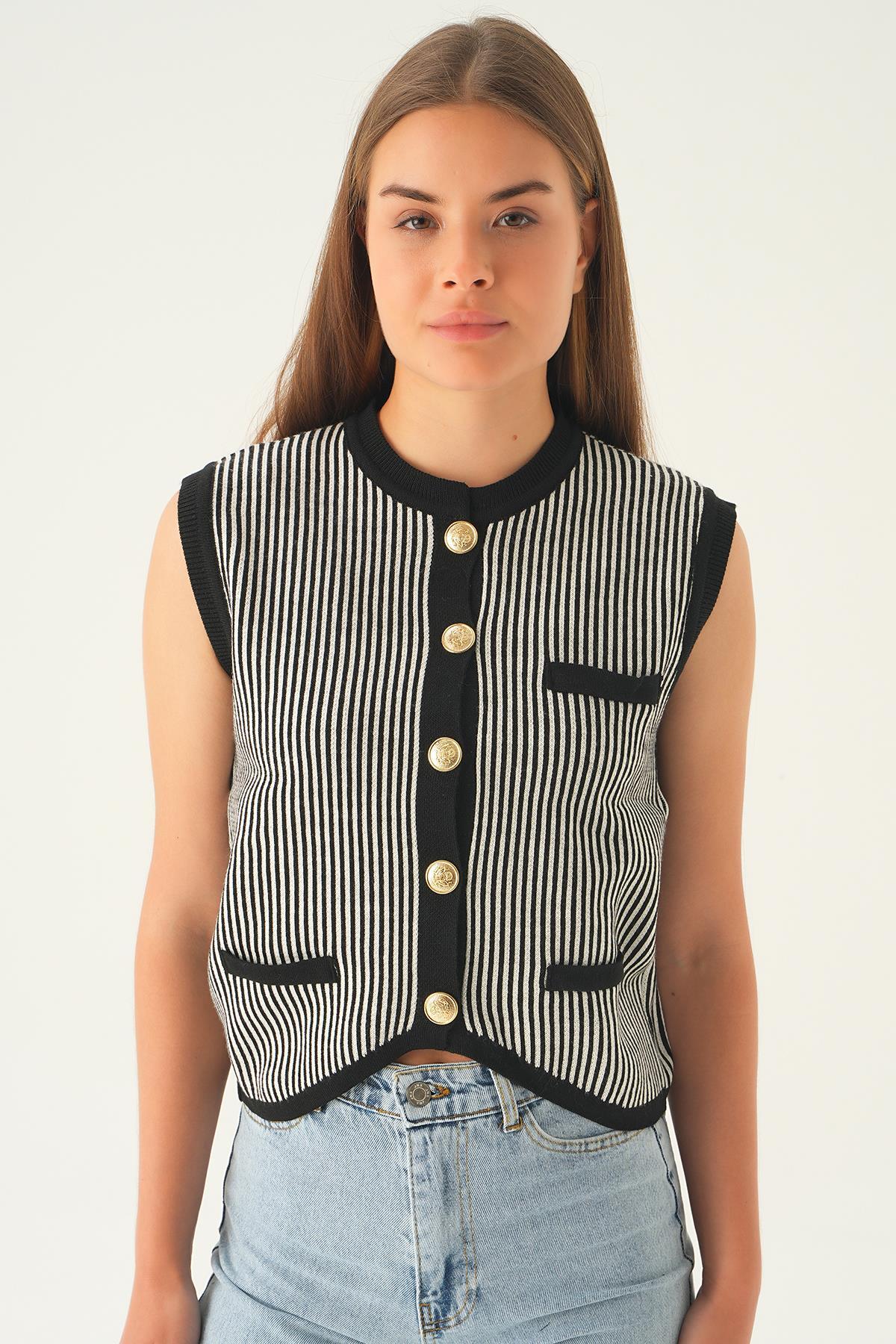 Siyah Cep Detay Yelek 24001 - 4