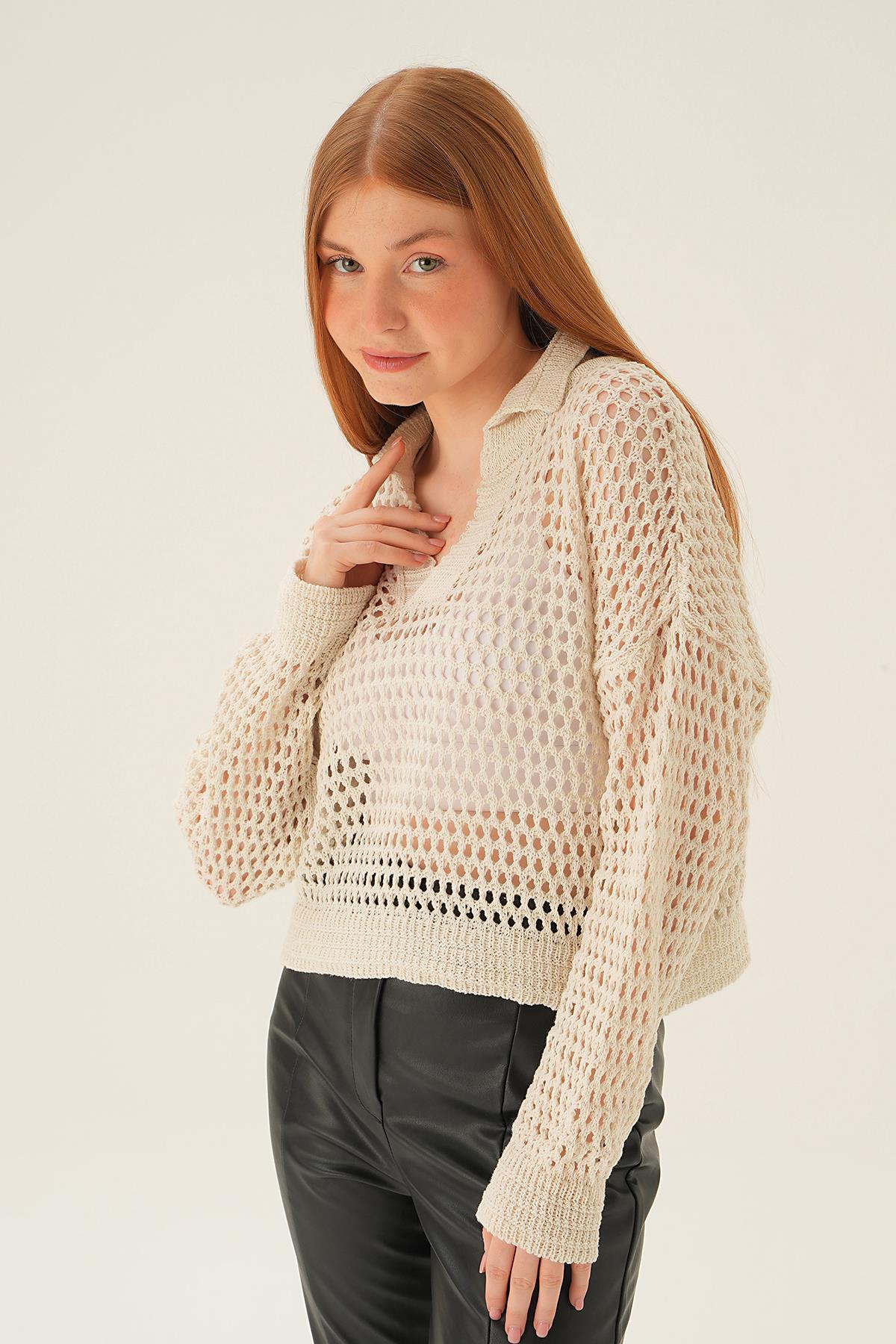 Ekru Polo Yaka Ajurlu Bluz 2402 - 4