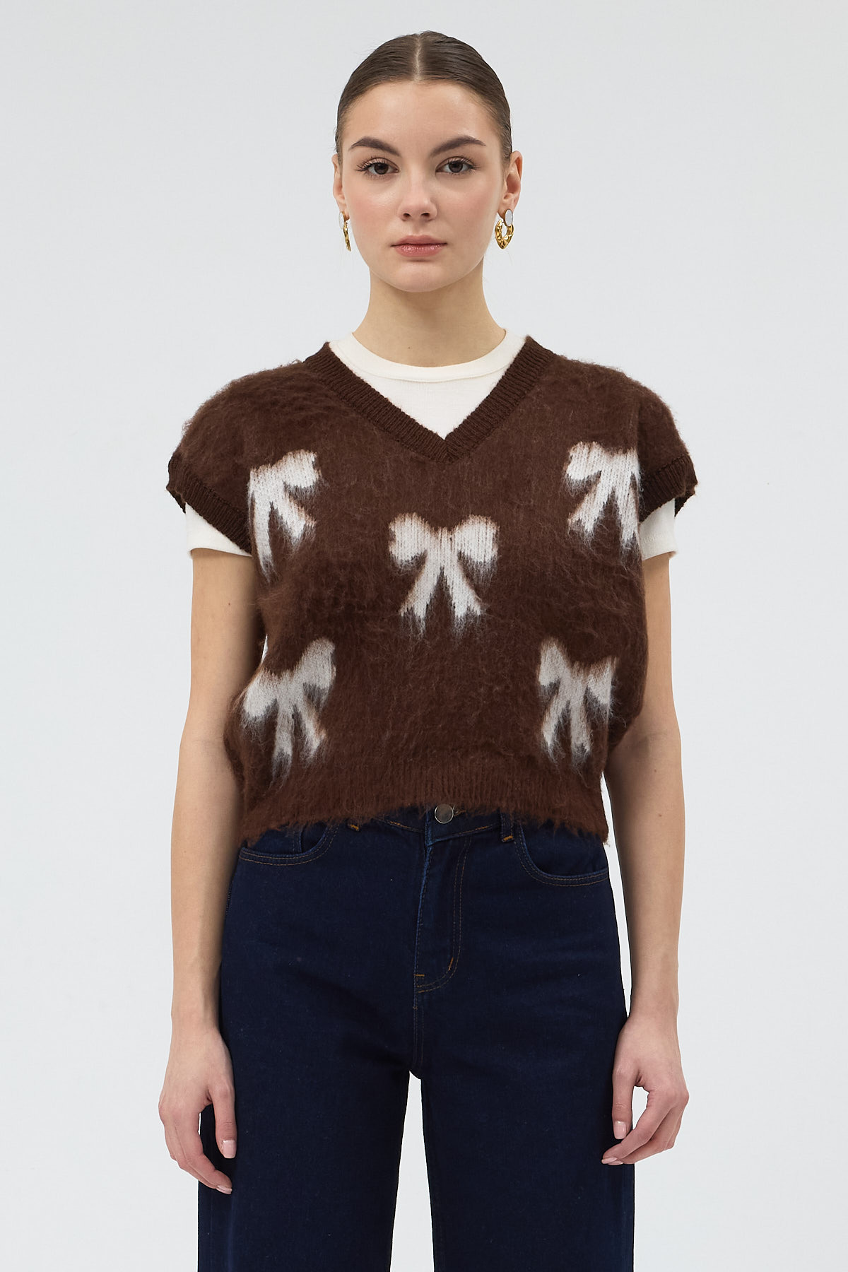 2411 Kurdele Desen V Yaka Süveter Acı Kahve - RAYS