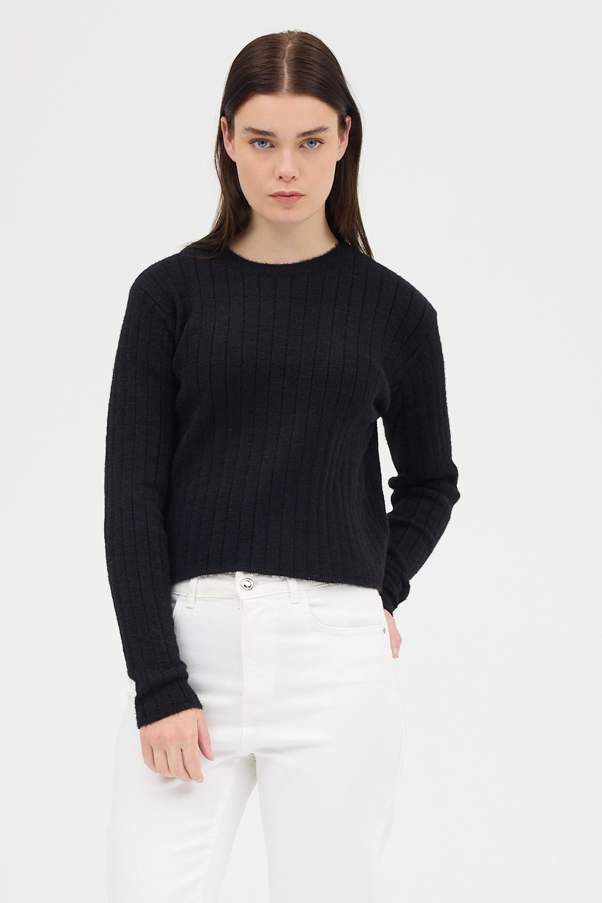 Siyah Bisiklet Yaka Uzun Kol Kadın Kazak 2412 - 6