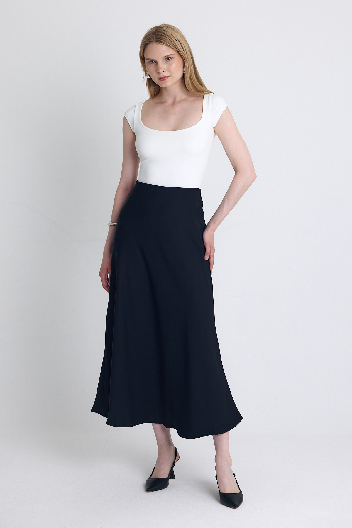 Siyah Yüksek Bel Midi A Kesim Etek 241312 - 6