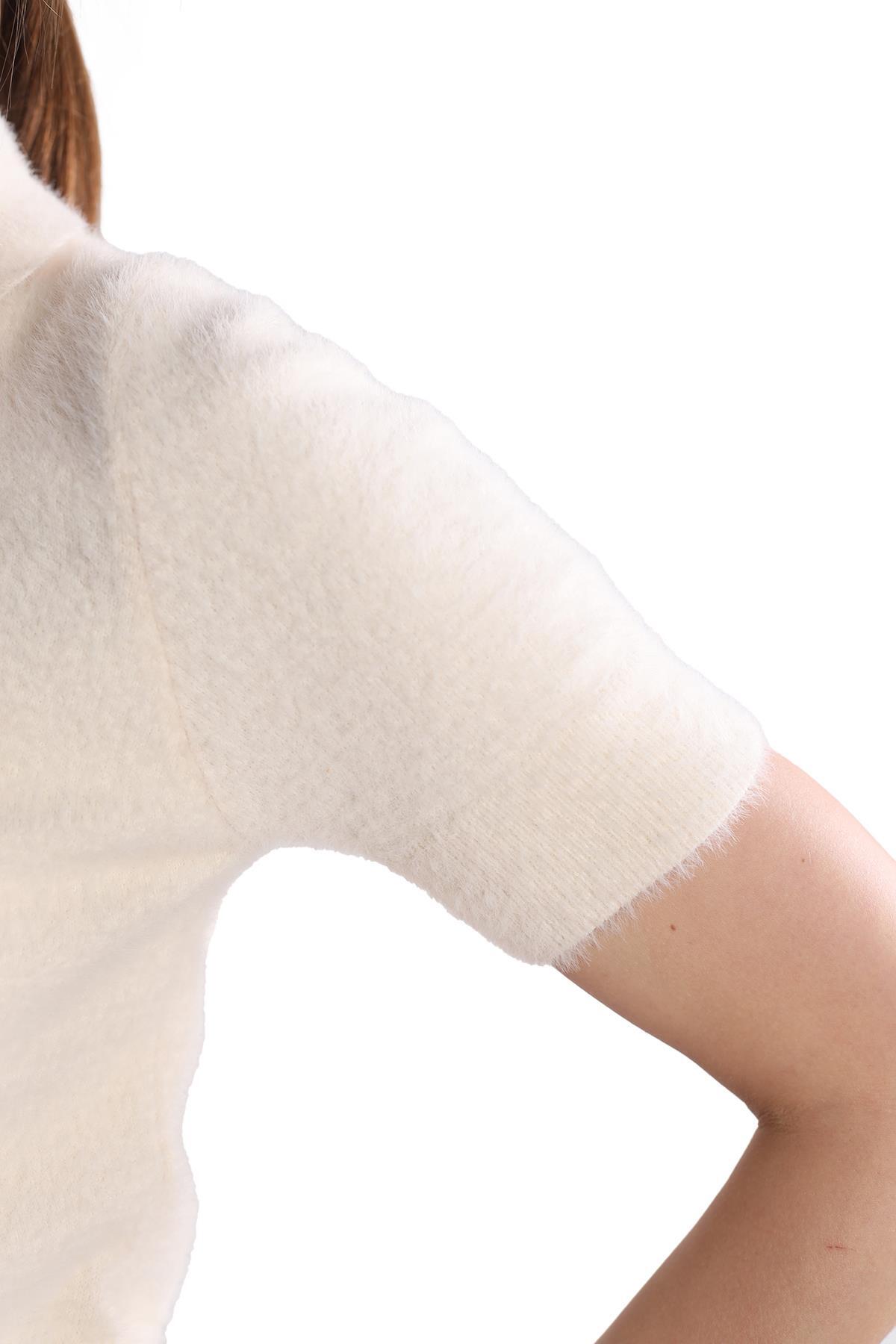 Ekru Yaka Düğme Detay Kısa Kol Kazak 24154 - 8