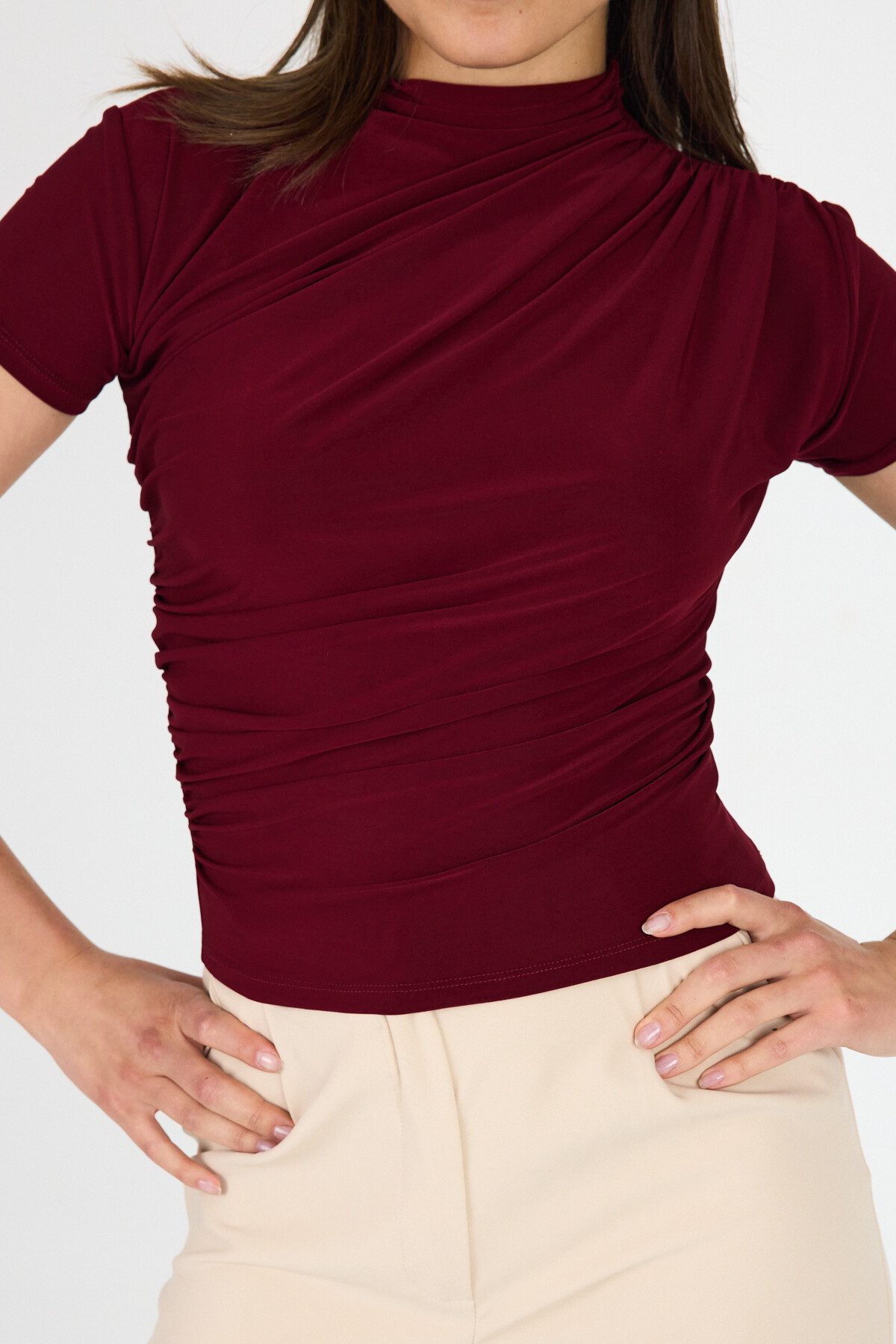 Bordo Kısa Kol Büzgülü Sandy Bluz 2417 - 4