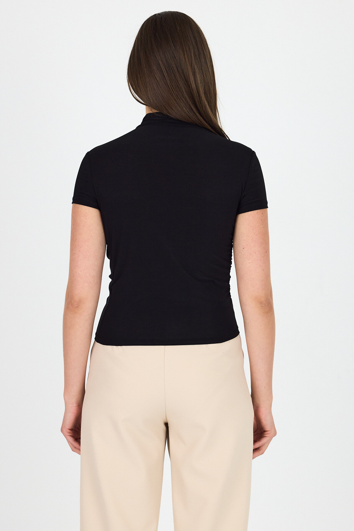 Siyah Kısa Kol Büzgülü Sandy Bluz 2417 - 5