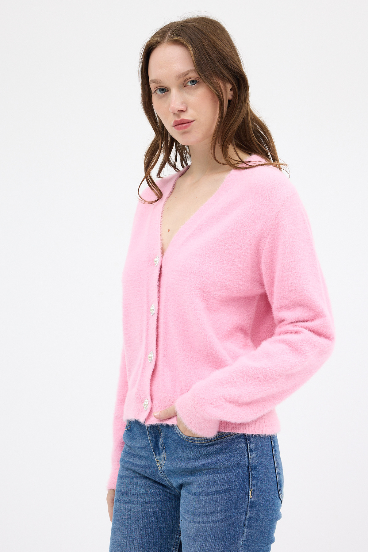 Pembe İnci Düğmeli Tüylü Kadın Crop Hırka 24170 - RAYS