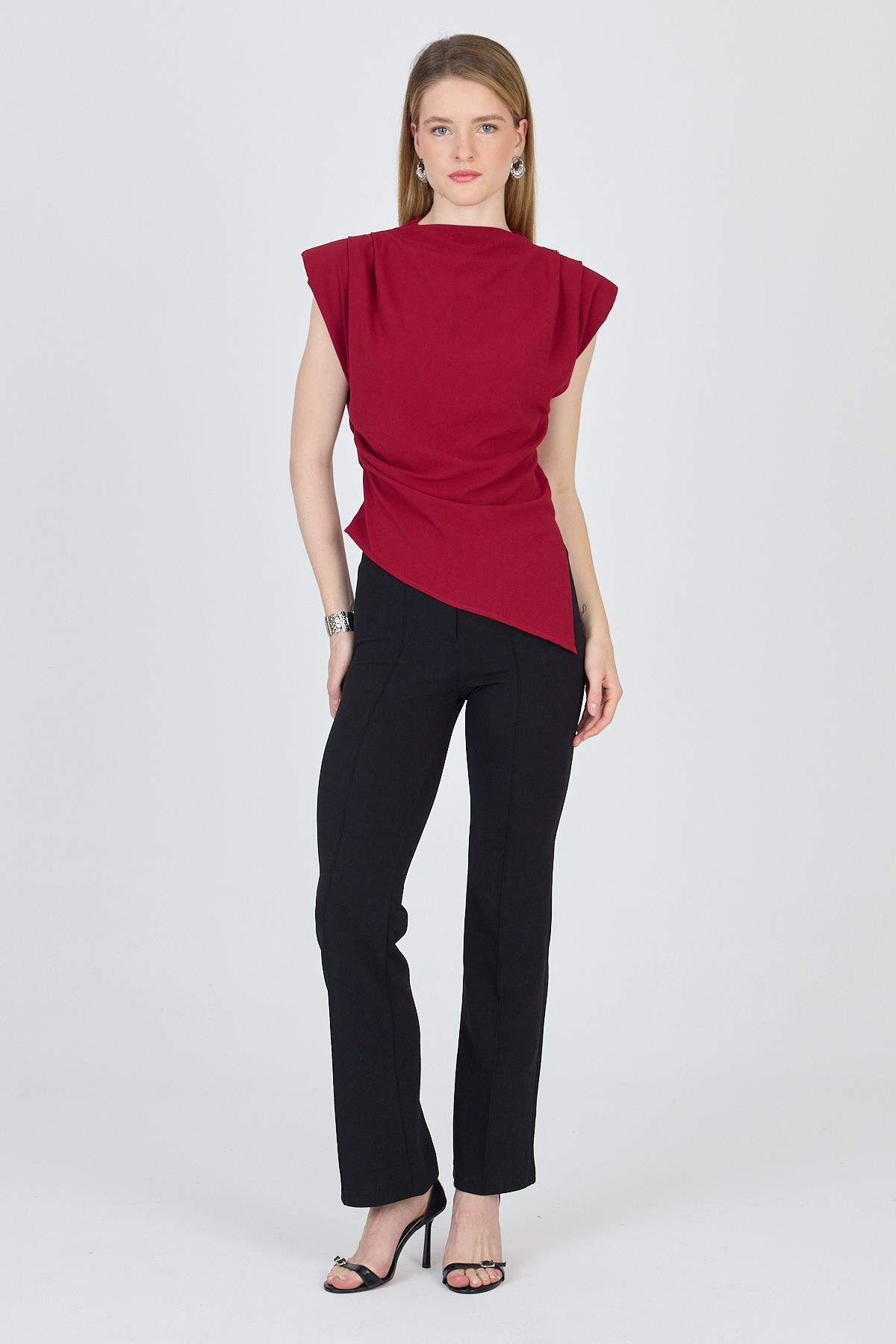 Bordo Vatkalı Asimetrik Kesim Kolsuz Bluz 242185 - 3