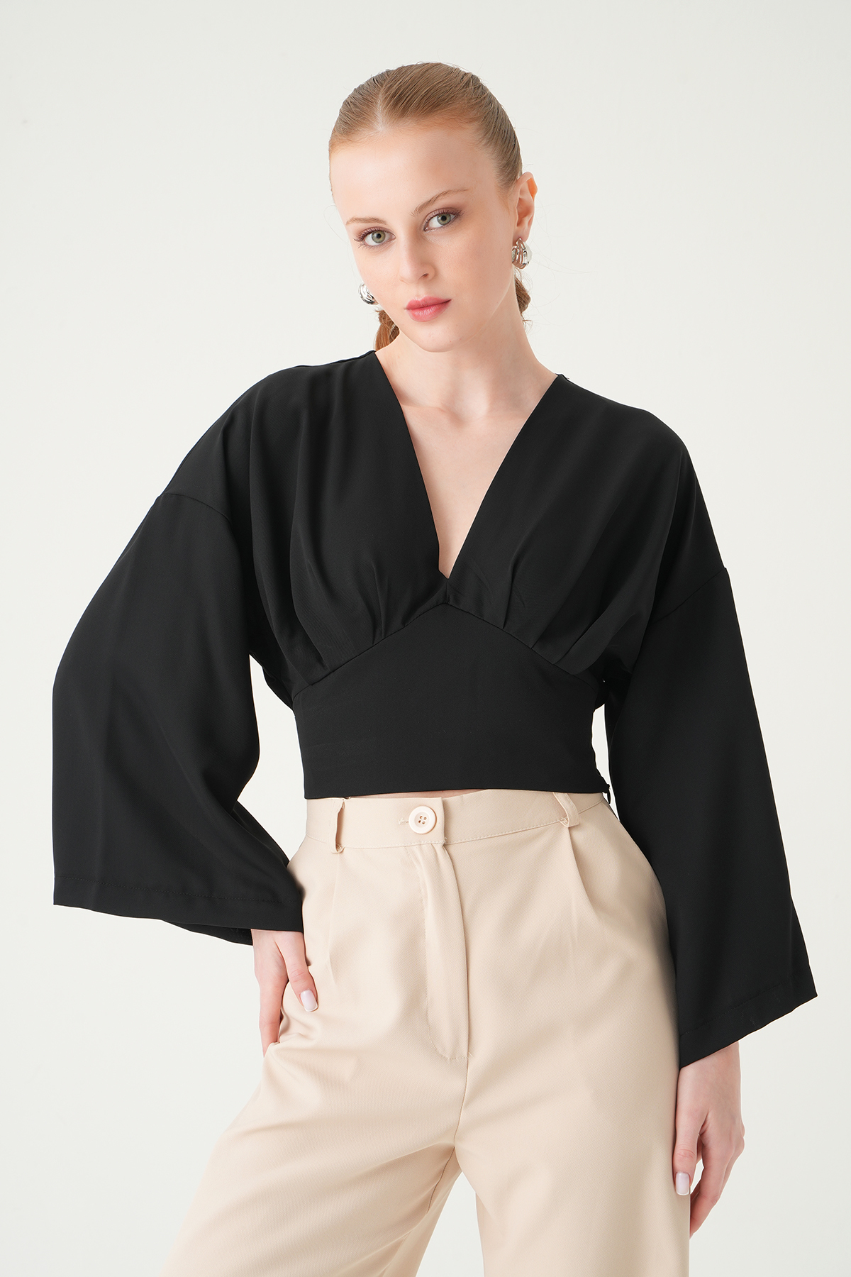 Siyah V Yaka Uzun Kol Bluz 242218 - 2