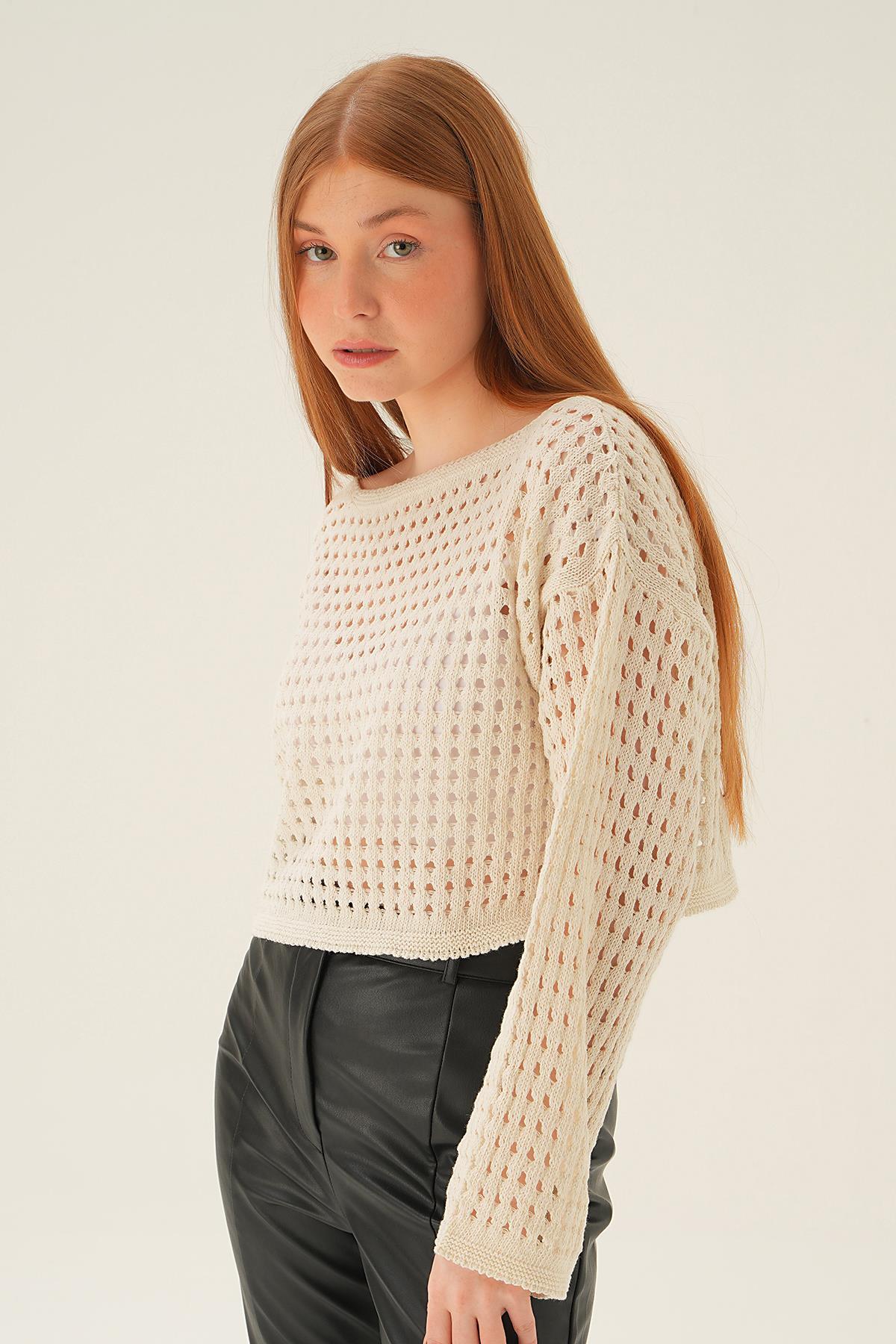 2423 Ajurlu Bluz Ekru - 2