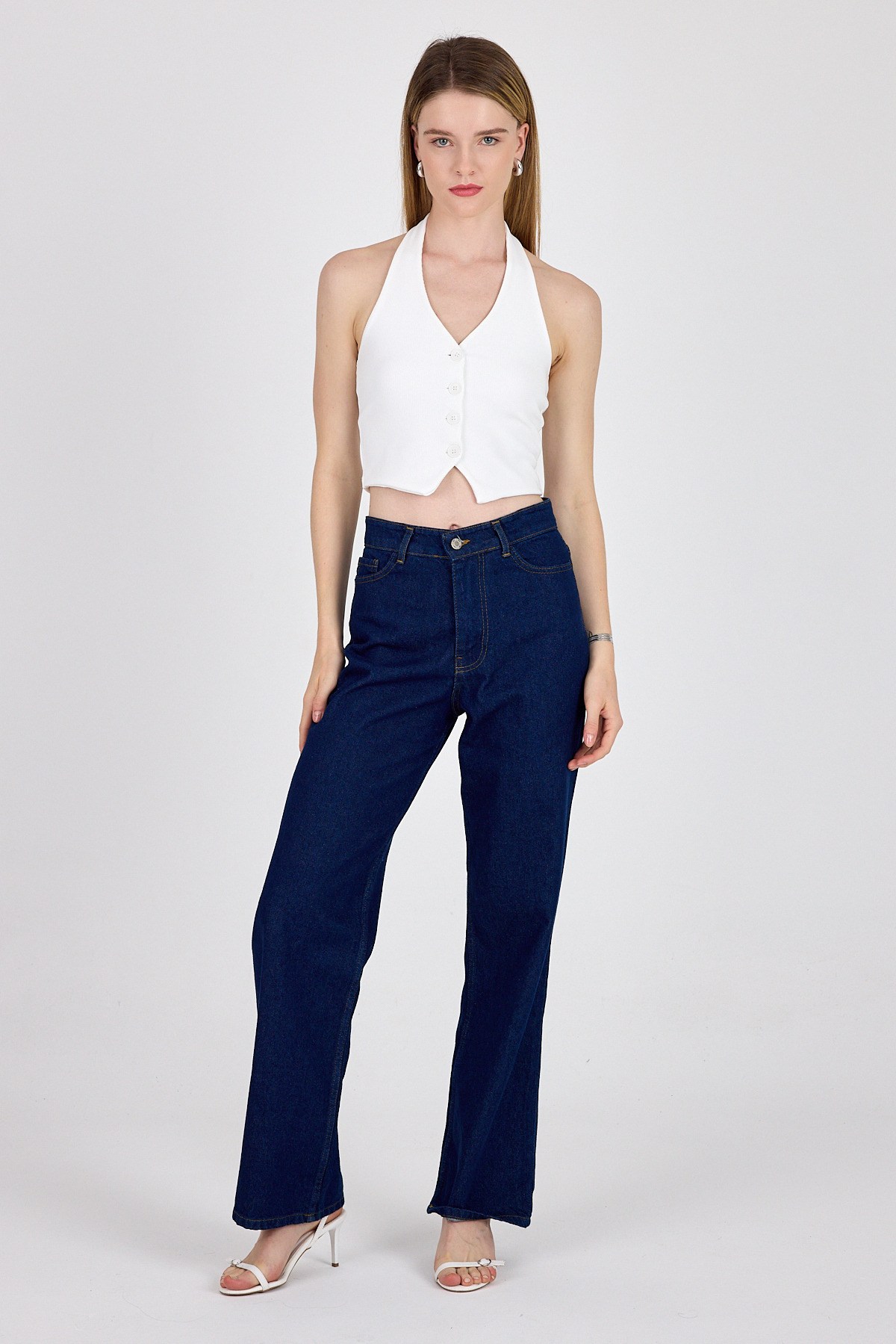 Beyaz Boyundan Geçmeli Düğme Detaylı Yelek 2425 - 7