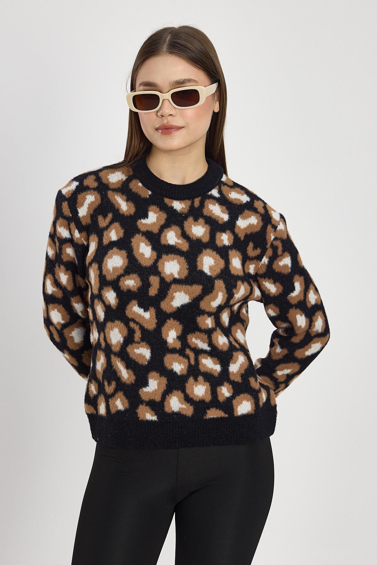 24342 Leopar Detay Triko Kazak Siyah - RAYS