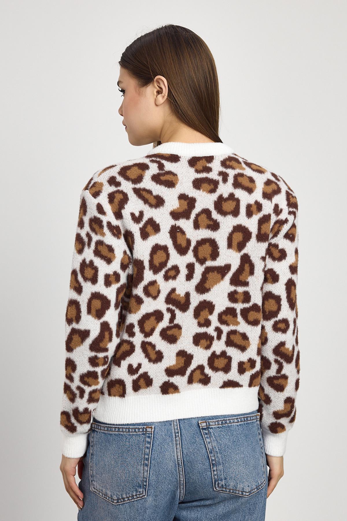 24367 Leopar Detay Triko Hırka Ekru - 5