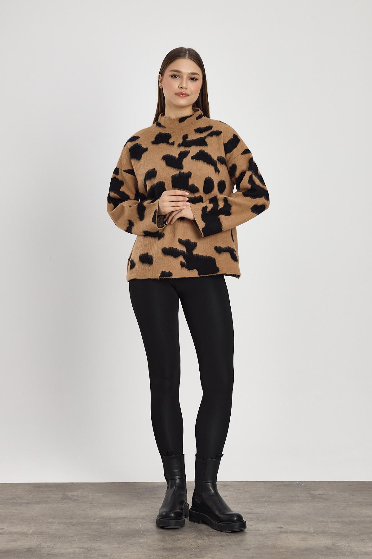 Şardonlu Dik Yaka Leopar Kazak 24371 Bisküvi-Siyah - 3