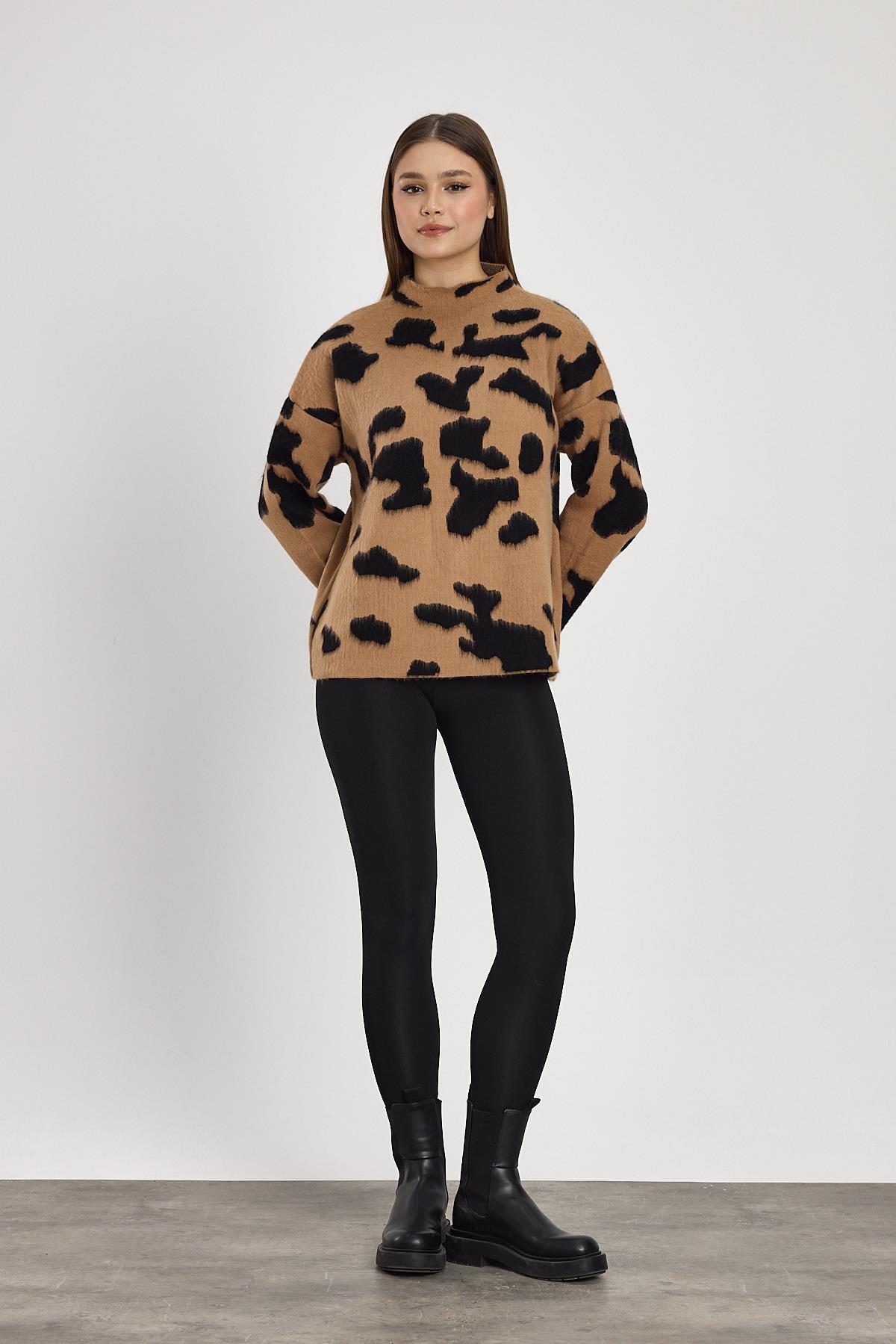 Bisküvi-Siyah Şardonlu Dik Yaka Leopar Kazak 24371 - 8