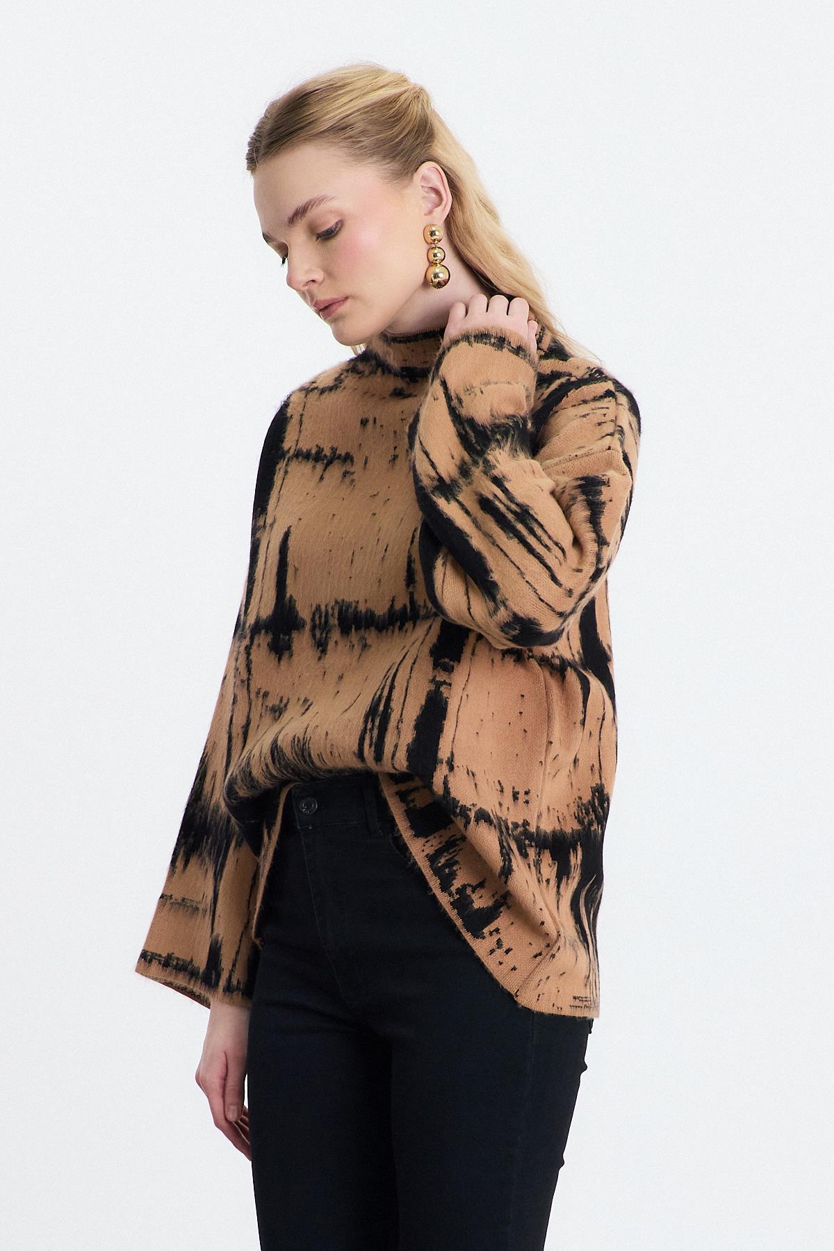 Yarım Boğaz Şardonlu Kazak 24378 Camel-Siyah - 8