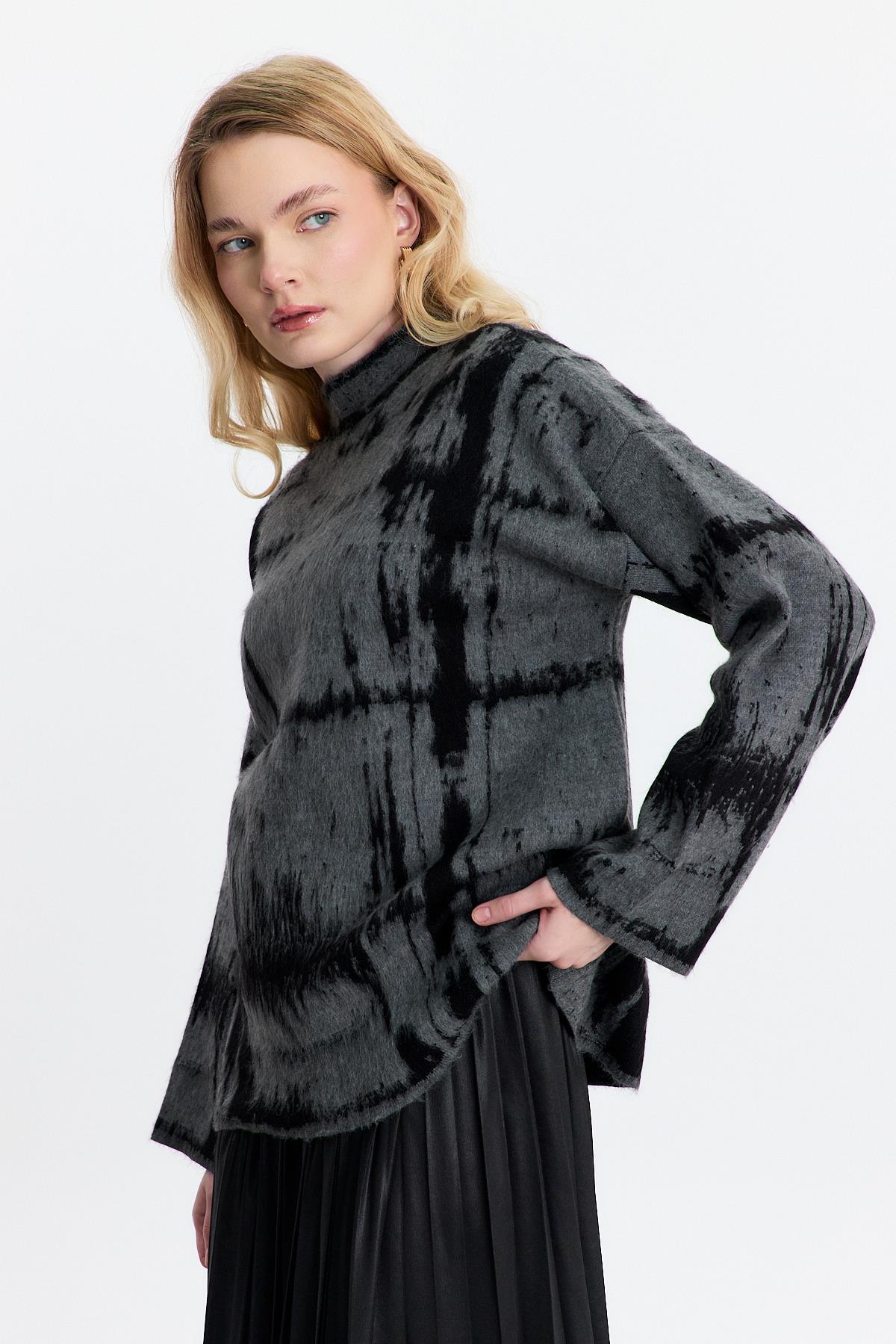 24378 Yarım Boğaz Şardonlu Kazak Füme-Siyah - RAYS