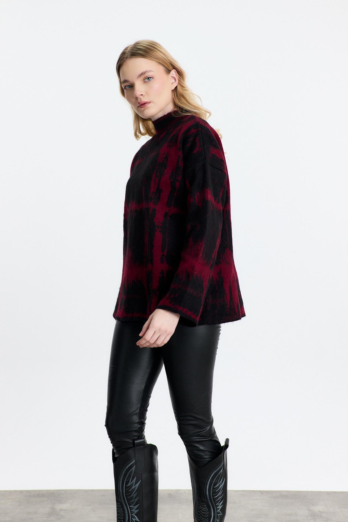 Siyah-Bordo Yarım Boğaz Şardonlu Kazak 24378 - 4