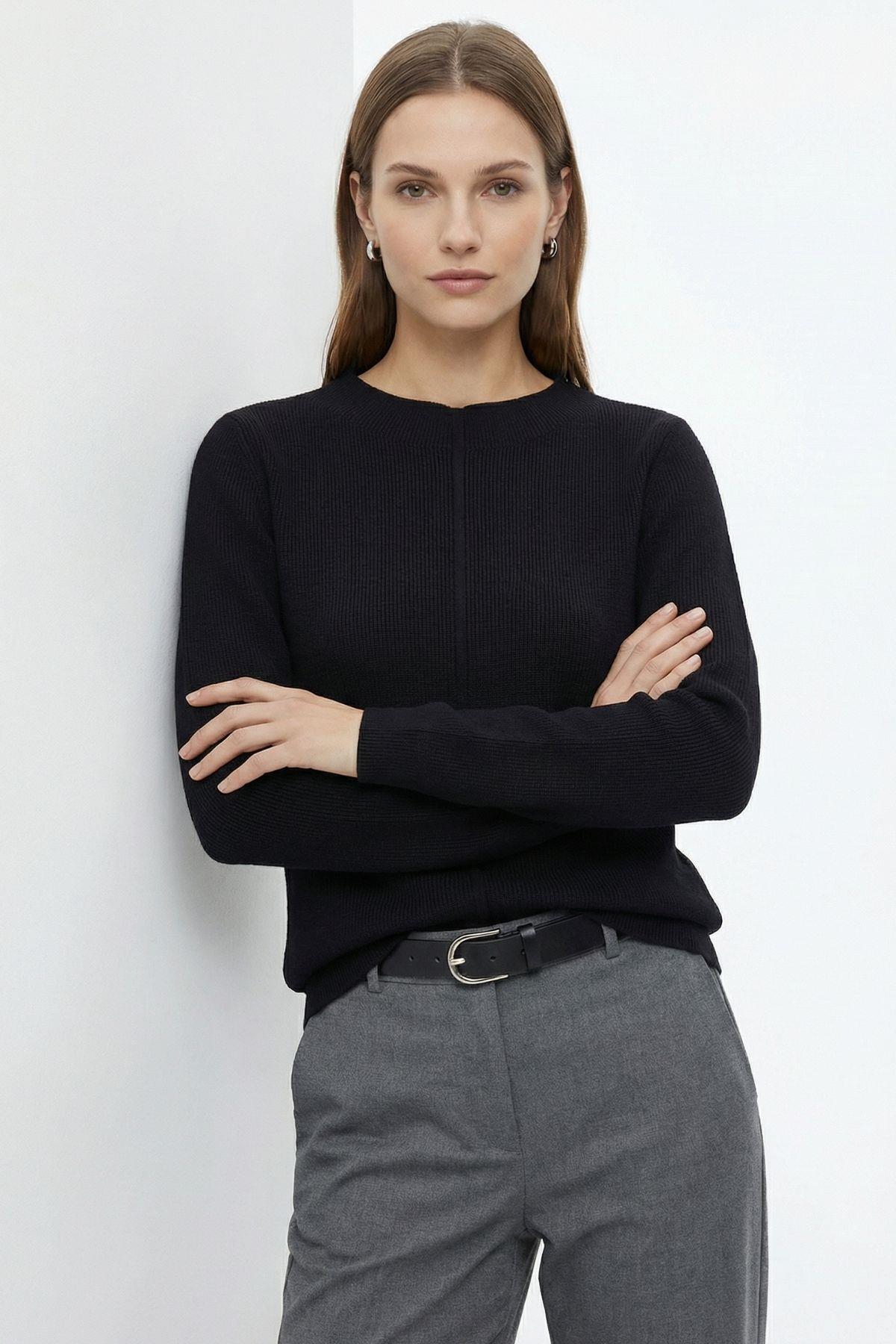 Siyah Çıma Detay Dik Yaka Kazak 24380 - RAYS