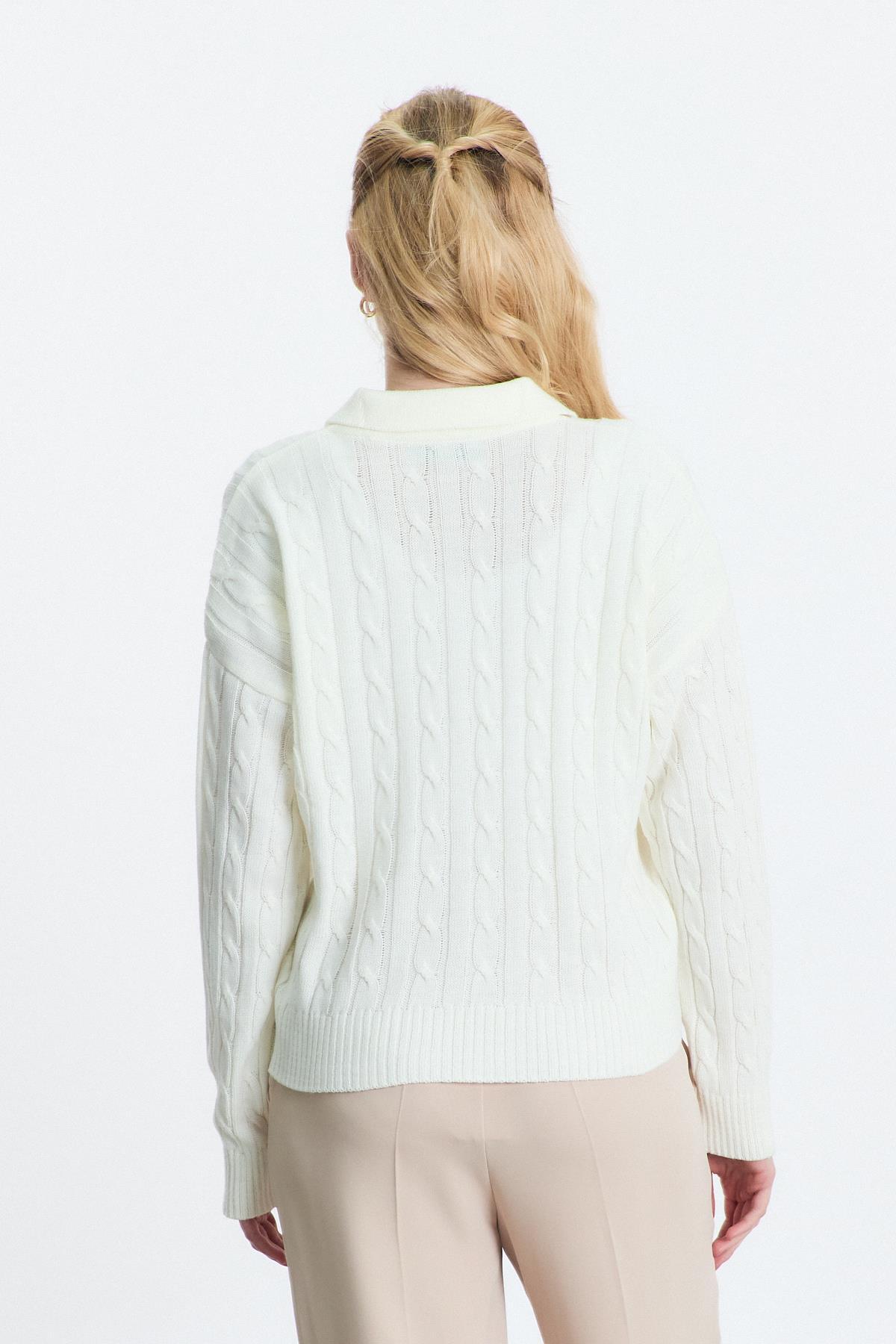 Ekru Ayıcık Nakışlı Örgülü Kazak 24387 - 5