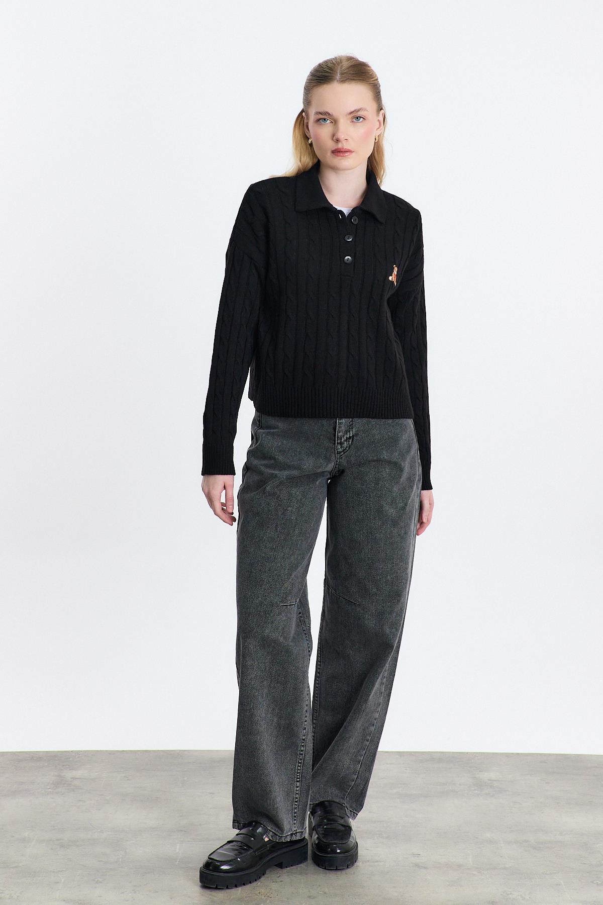 Siyah Ayıcık Nakışlı Örgülü Kazak 24387 - 8