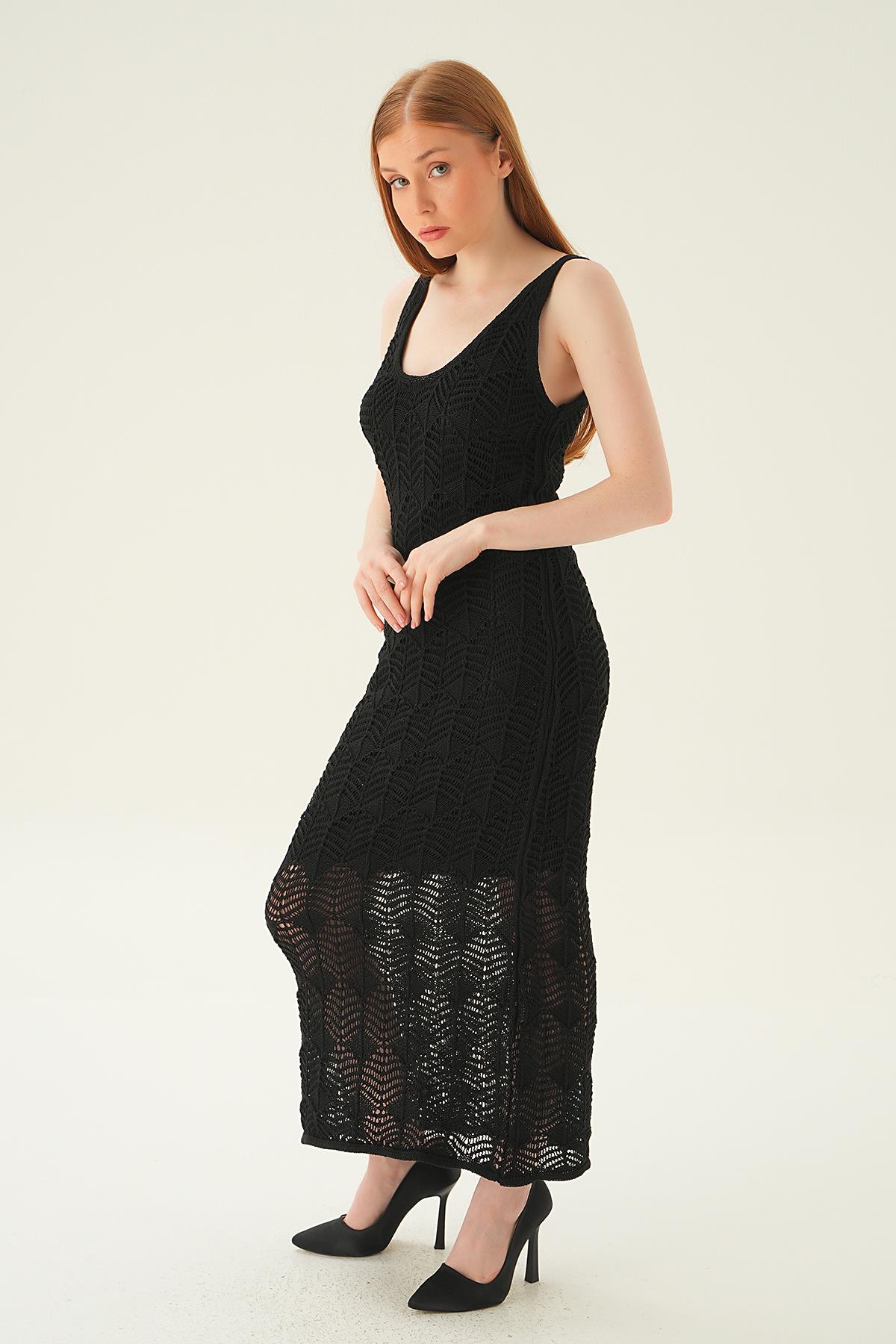 2446 Uzun Askılı Ajurlu Elbise Siyah - 3