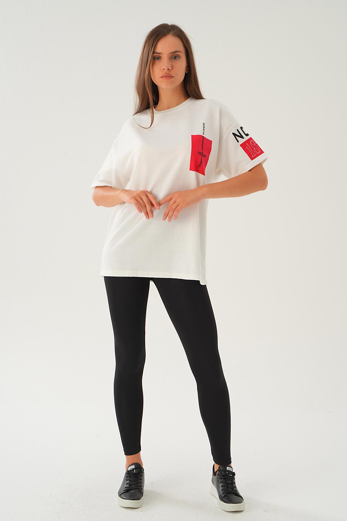 2447 Arka Ön Yazı Baskılı Tişört Beyaz - 5