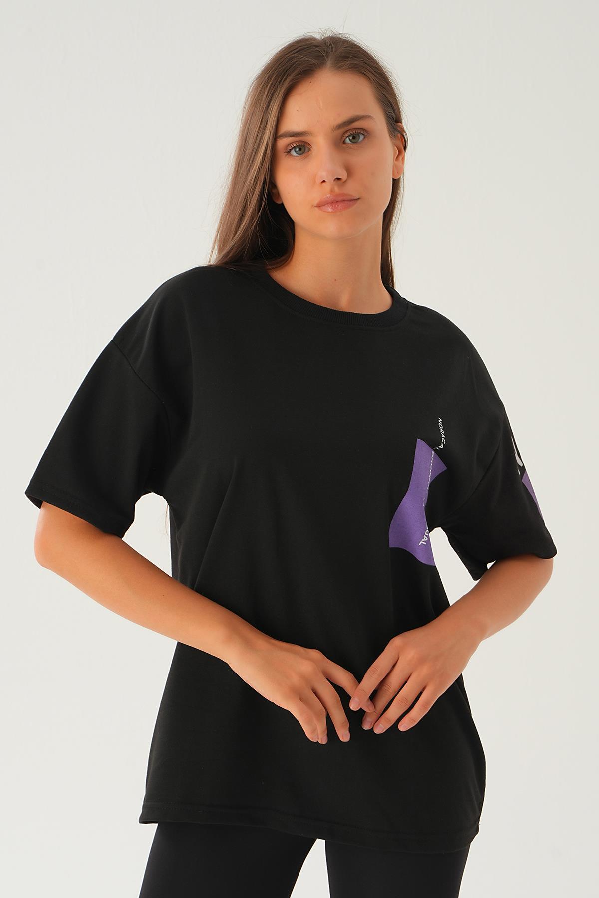 2447 Arka Ön Yazı Baskılı Tişört Siyah - 5