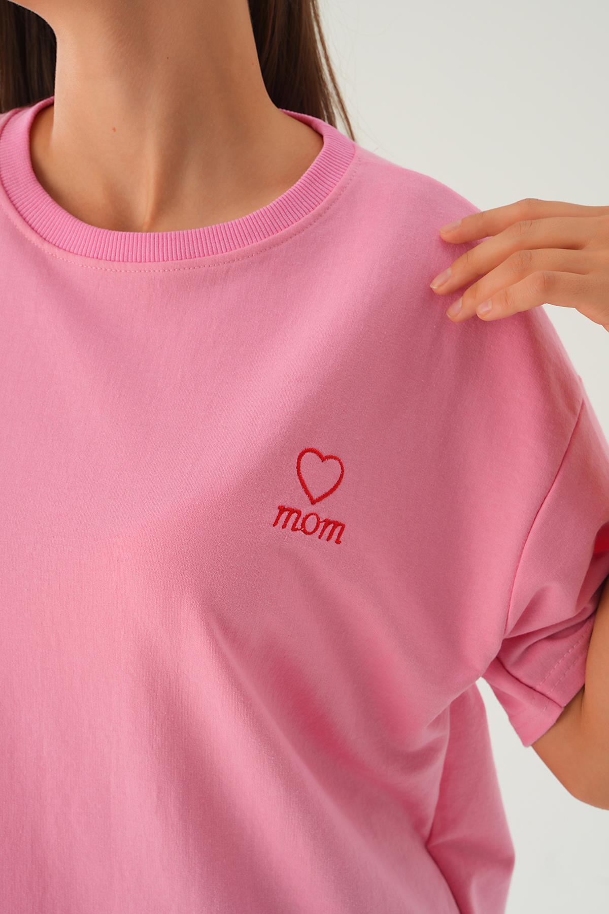 Pembe Kalp Nakış Detay Tişört 2448 - 3