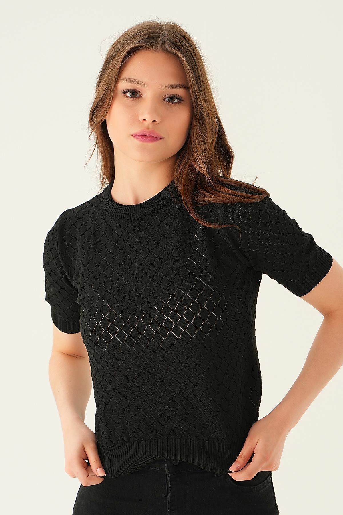 Siyah Bisiklet Yaka Bluz 2449 - 4