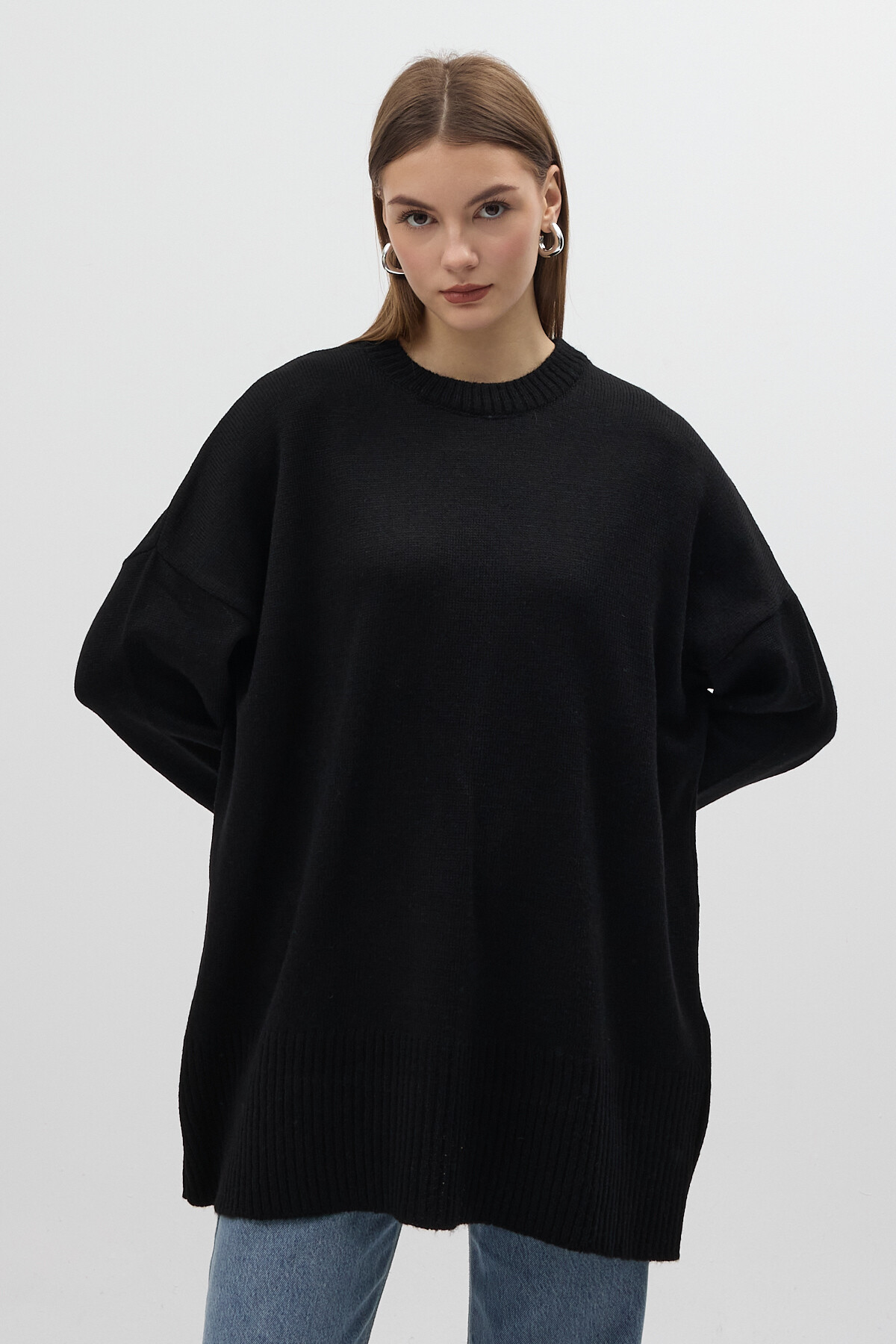 Siyah Bisiklet Yaka Oversize Kadın Kazak 2450 - RAYS