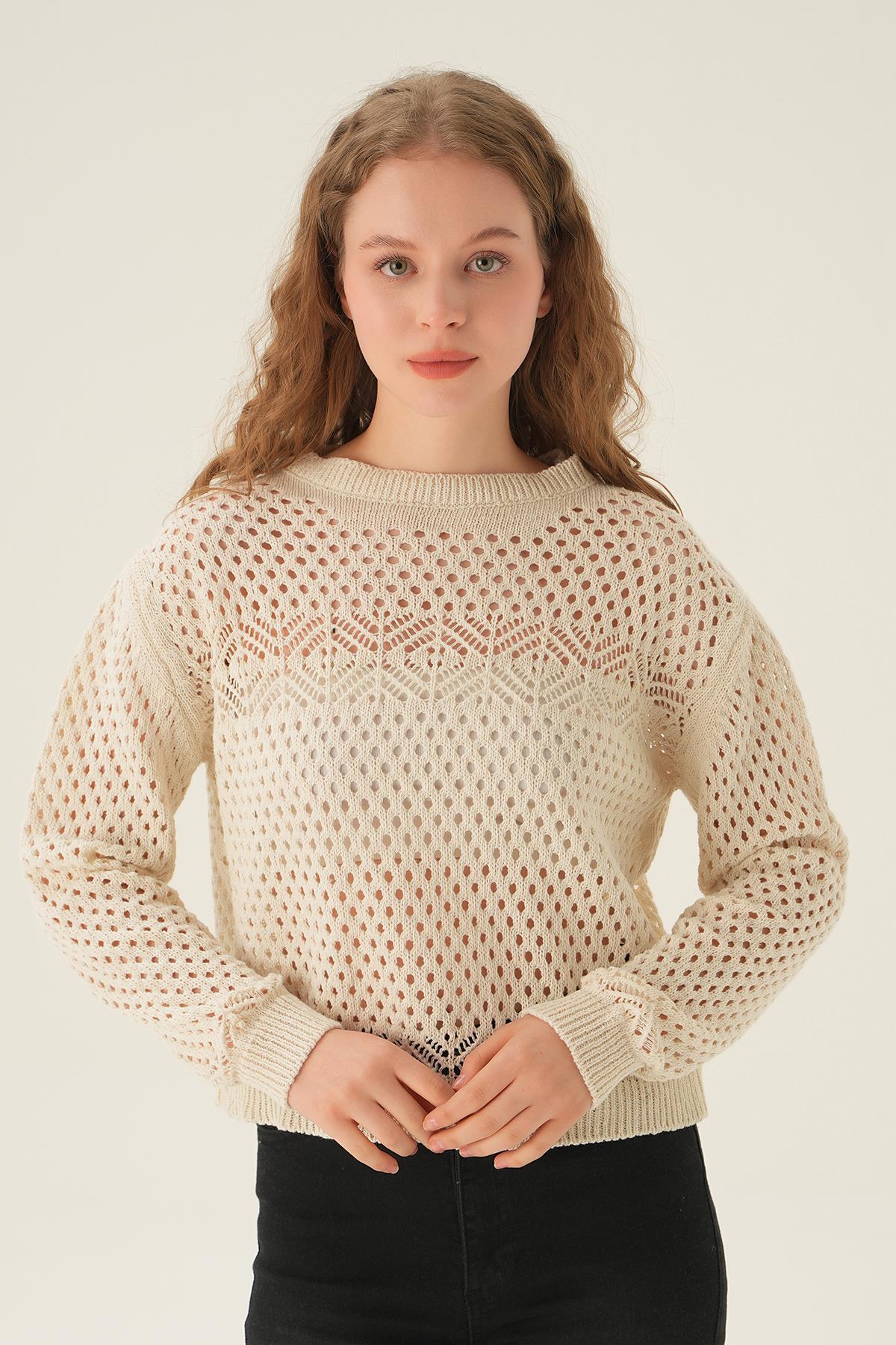 2458 Bisiklet Yaka Ajurlu Bluz Natural 