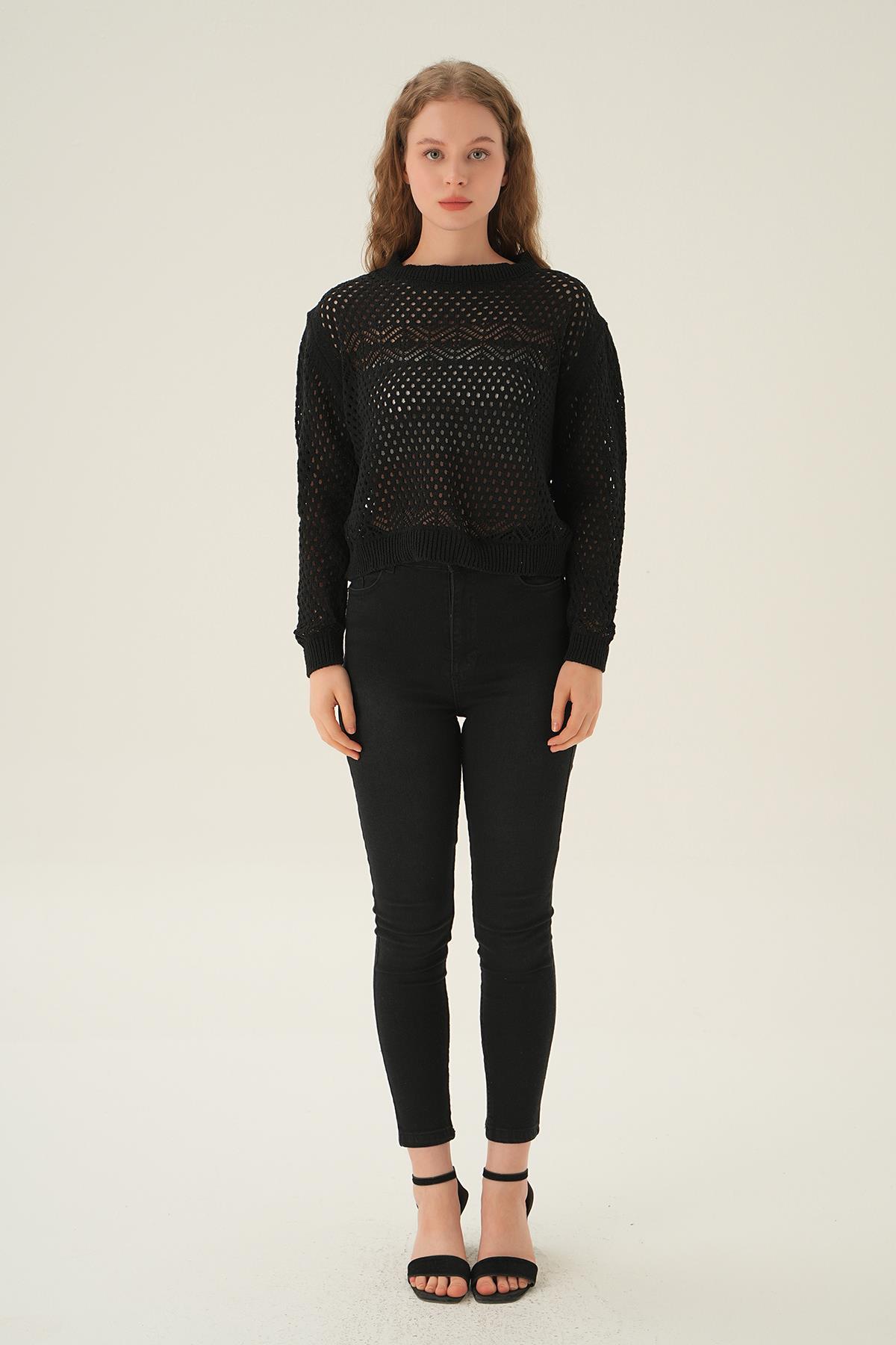 Siyah Bisiklet Yaka Ajurlu Bluz 2458 - 6