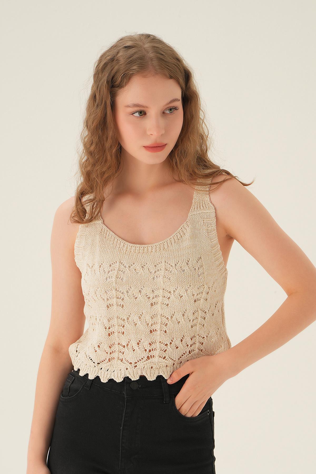 Natural Askılı Ajurlu Bluz 2459 