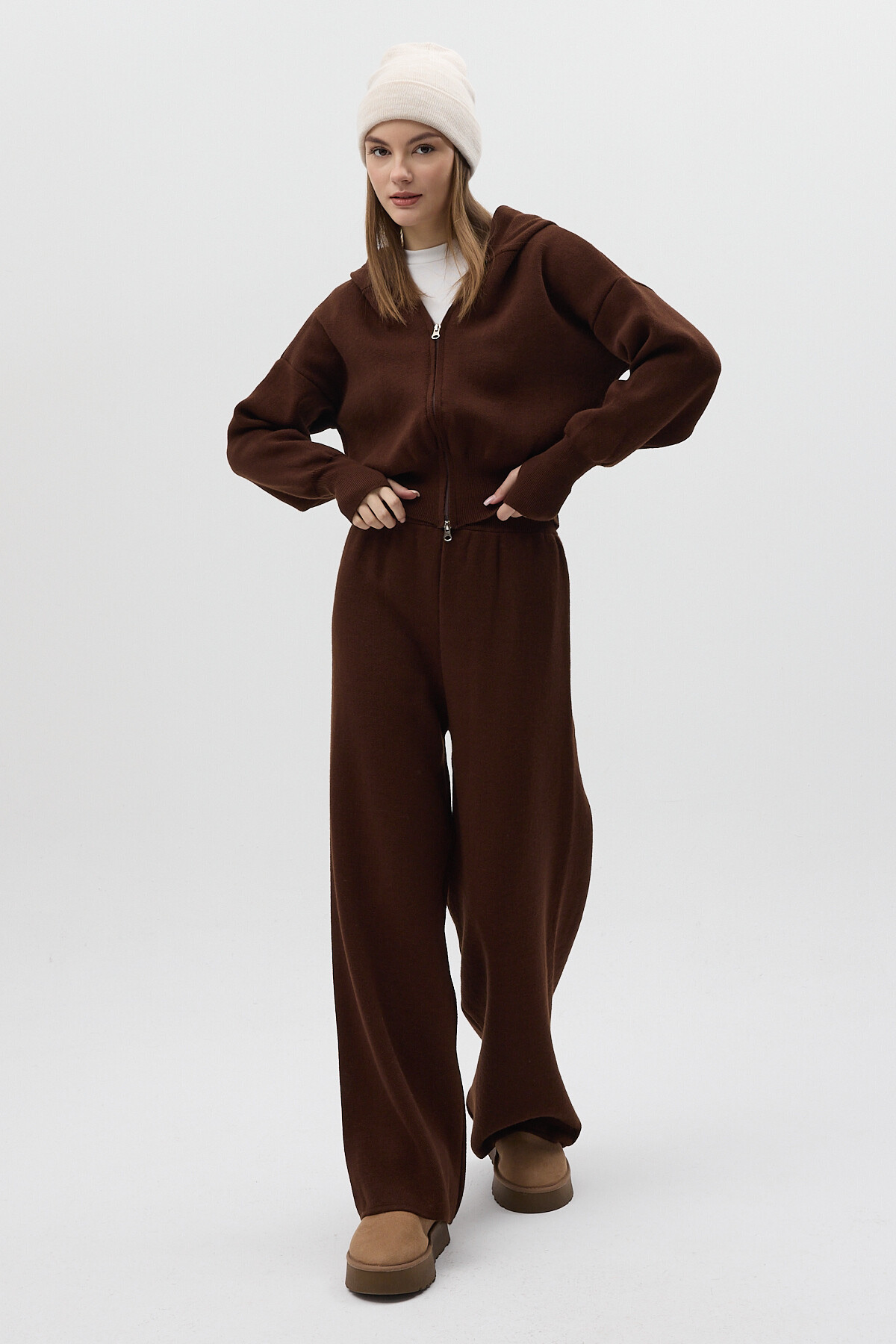Kahverengi Kapüşonlu Fermuarlı Triko Örme Pantolon Kadın Takım 2460 - 1