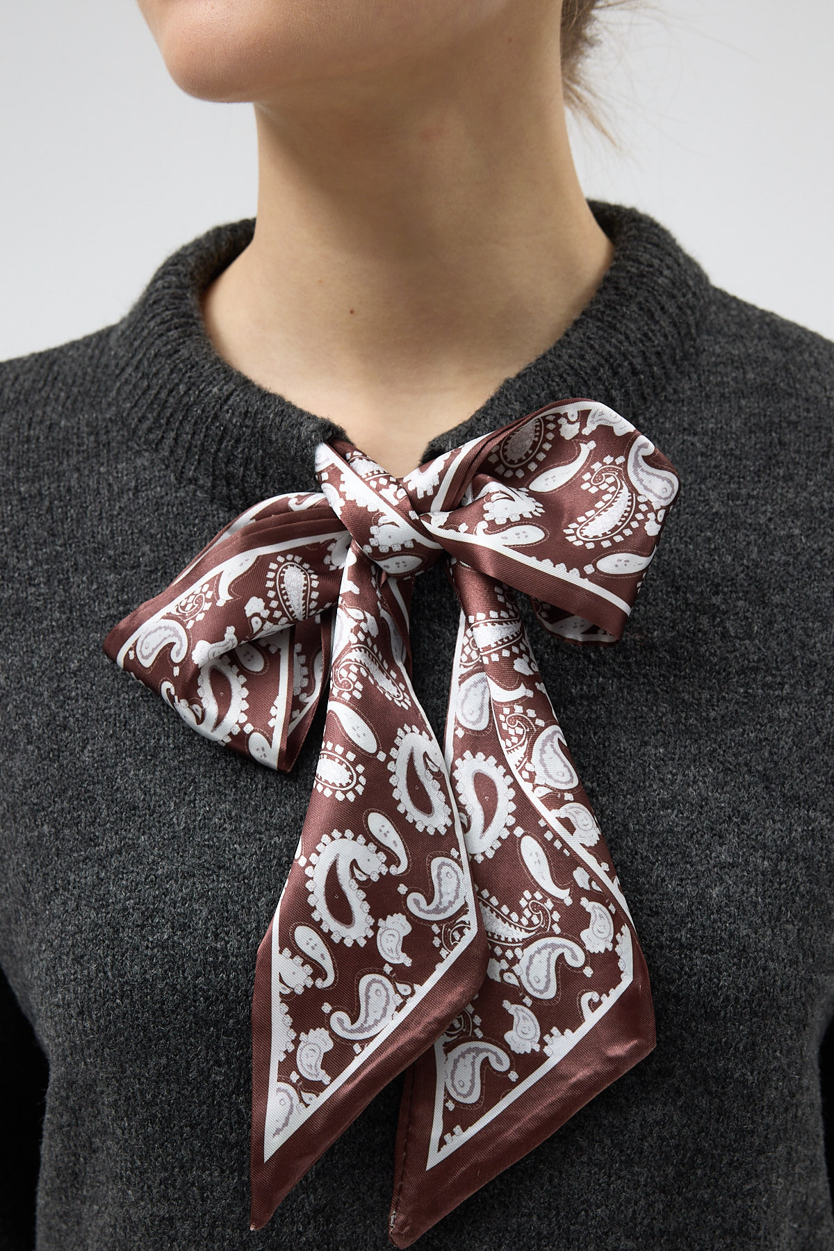 Antrasit Fular Detaylı Dik Yaka Kadın Triko Kazak 2465 - 4