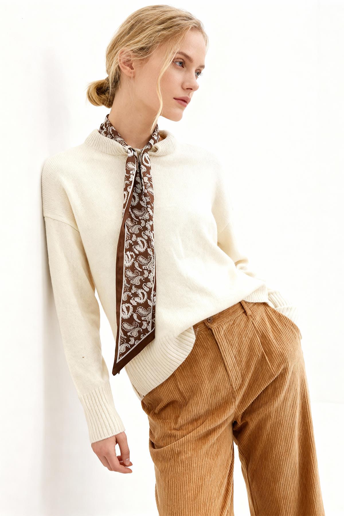 2465 Fular Detay Kazak Ekru - RAYS