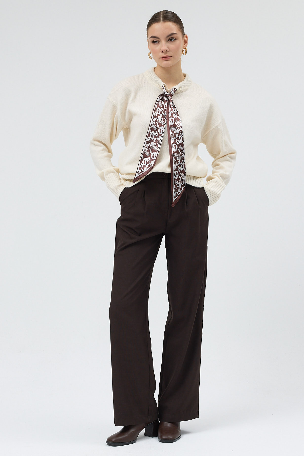 Ekru Fular Detaylı Dik Yaka Kadın Triko Kazak 2465 - 3