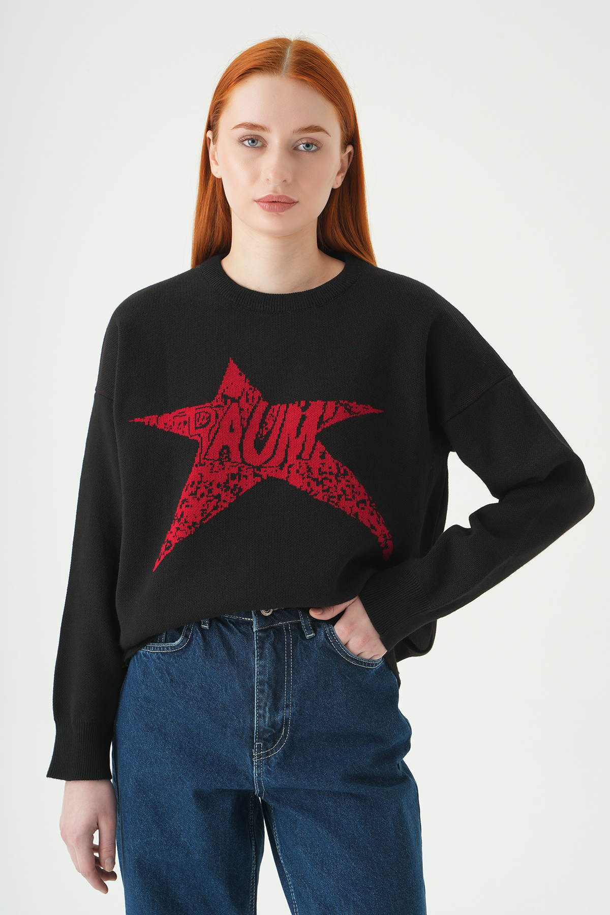 Siyah-Kırmızı Yıldız Baskılı Oversize Kazak 2474 - RAYS