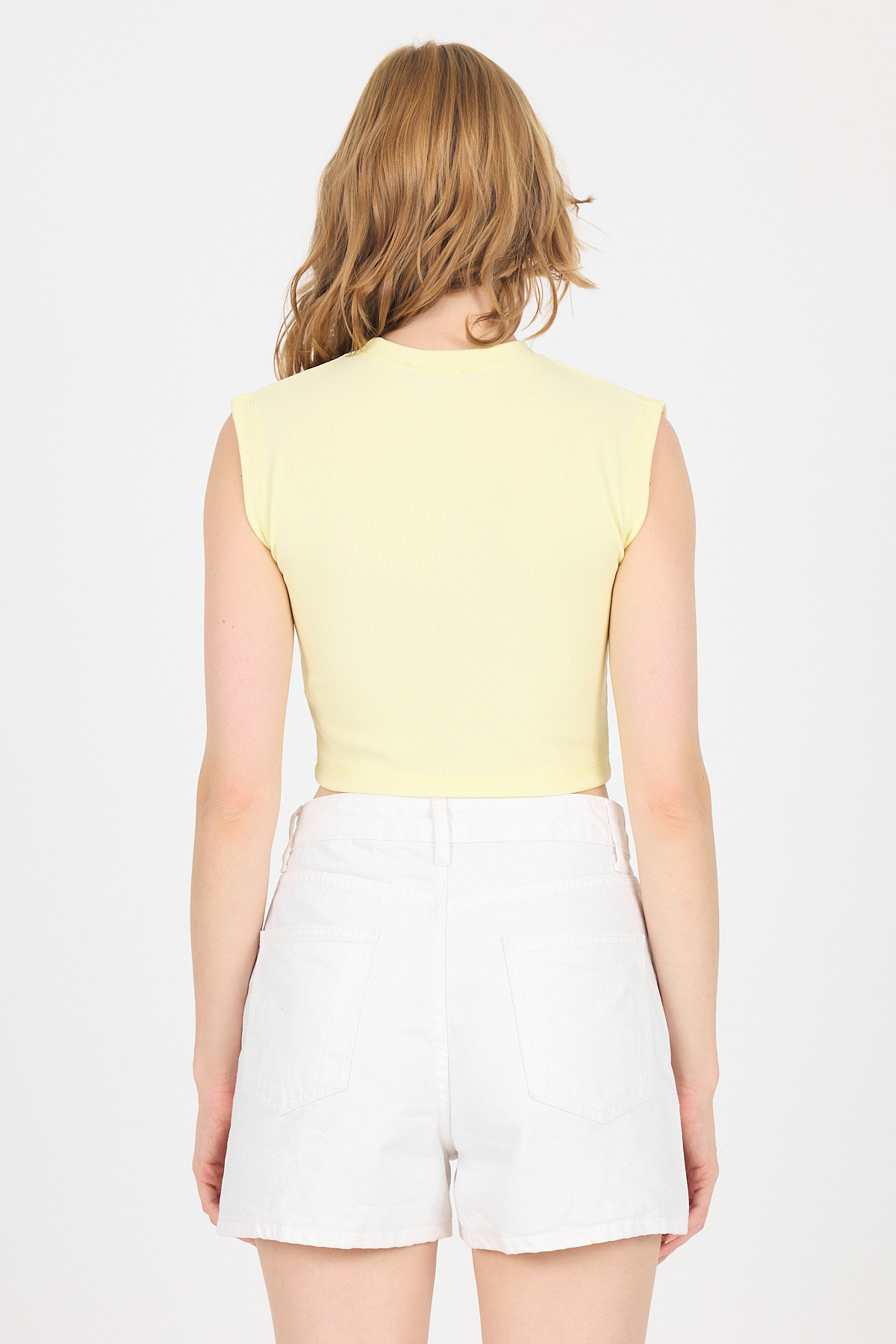 Sarı Gümüş Kalp Detaylı Crop Tişört 2499 - 5