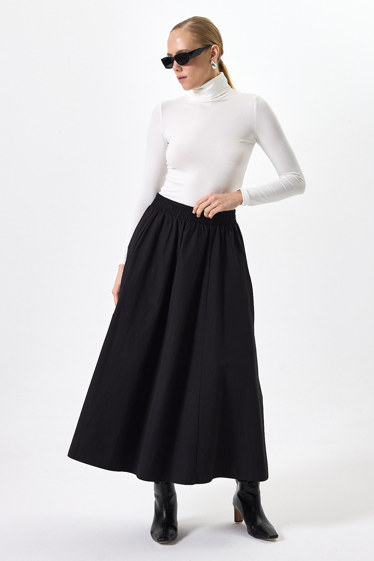 Beyaz Balıkçı Yaka Uzun Kollu Dar Kesim Bluz 2504 - 3