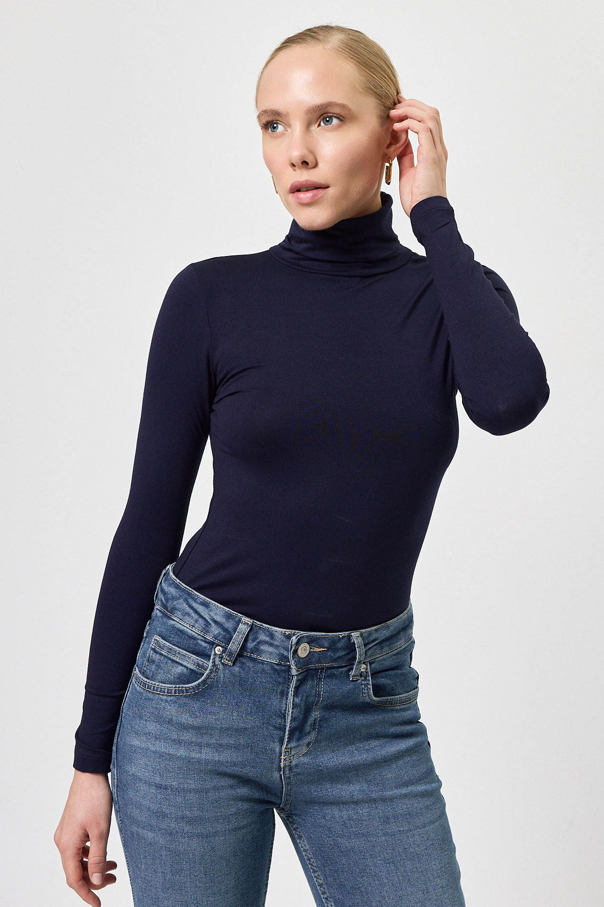 Laci Balıkçı Yaka Uzun Kollu Dar Kesim Bluz 2504 