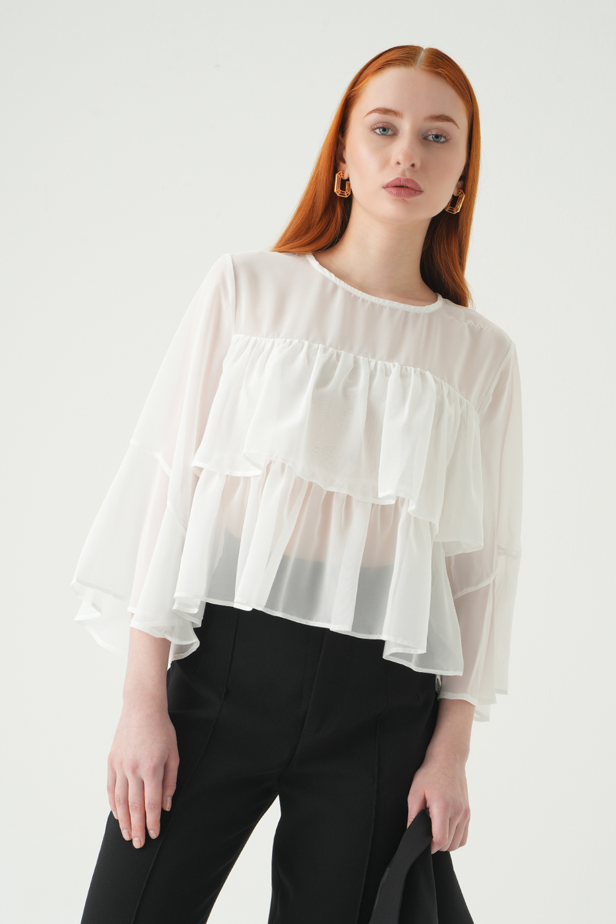 Beyaz Bisiklet Yaka Kat Kat Bluz 251181 