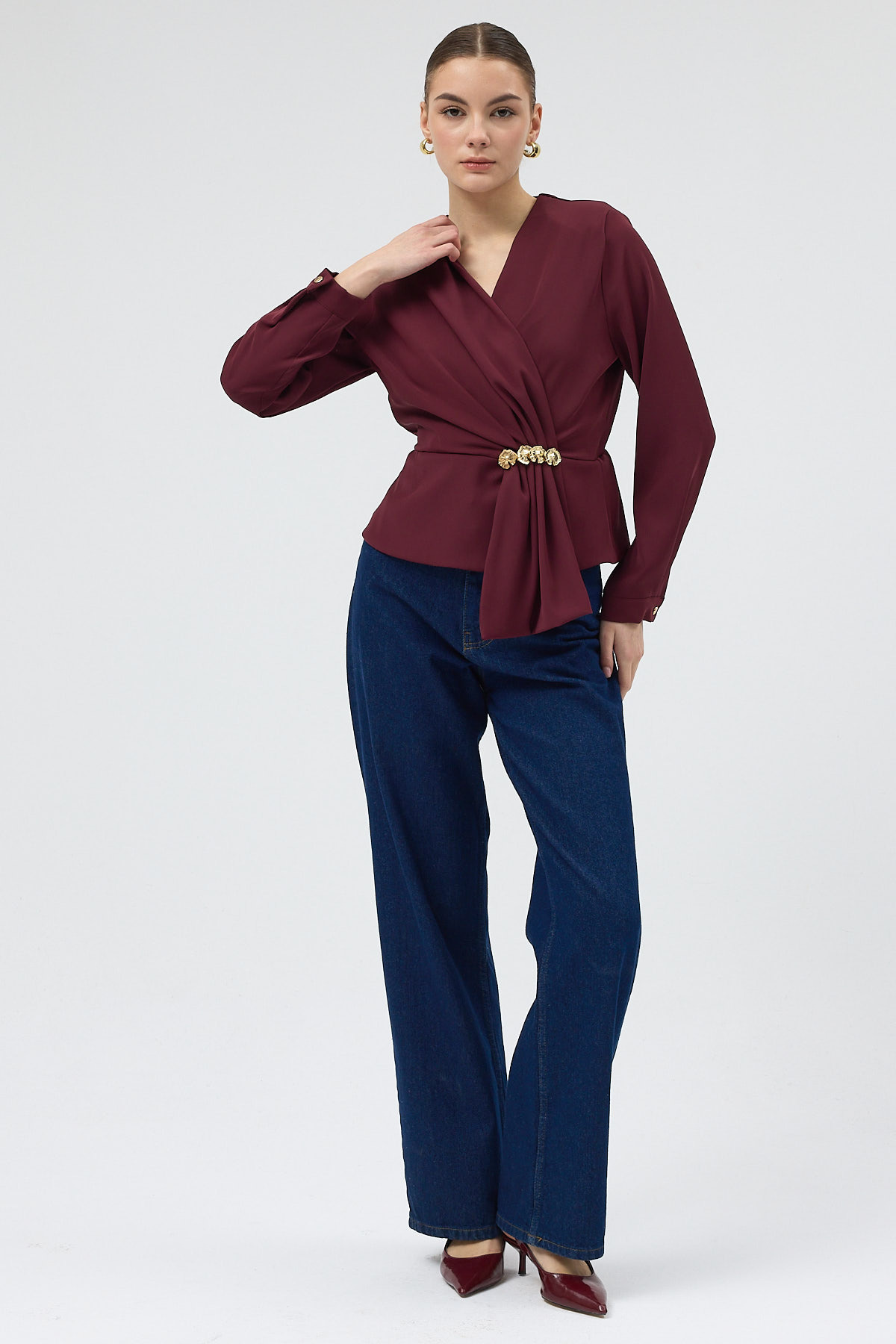 Bordo Kruvaze Yaka Taş Toka Detaylı Uzun Kollu Kadın Bluz 251279 - 3